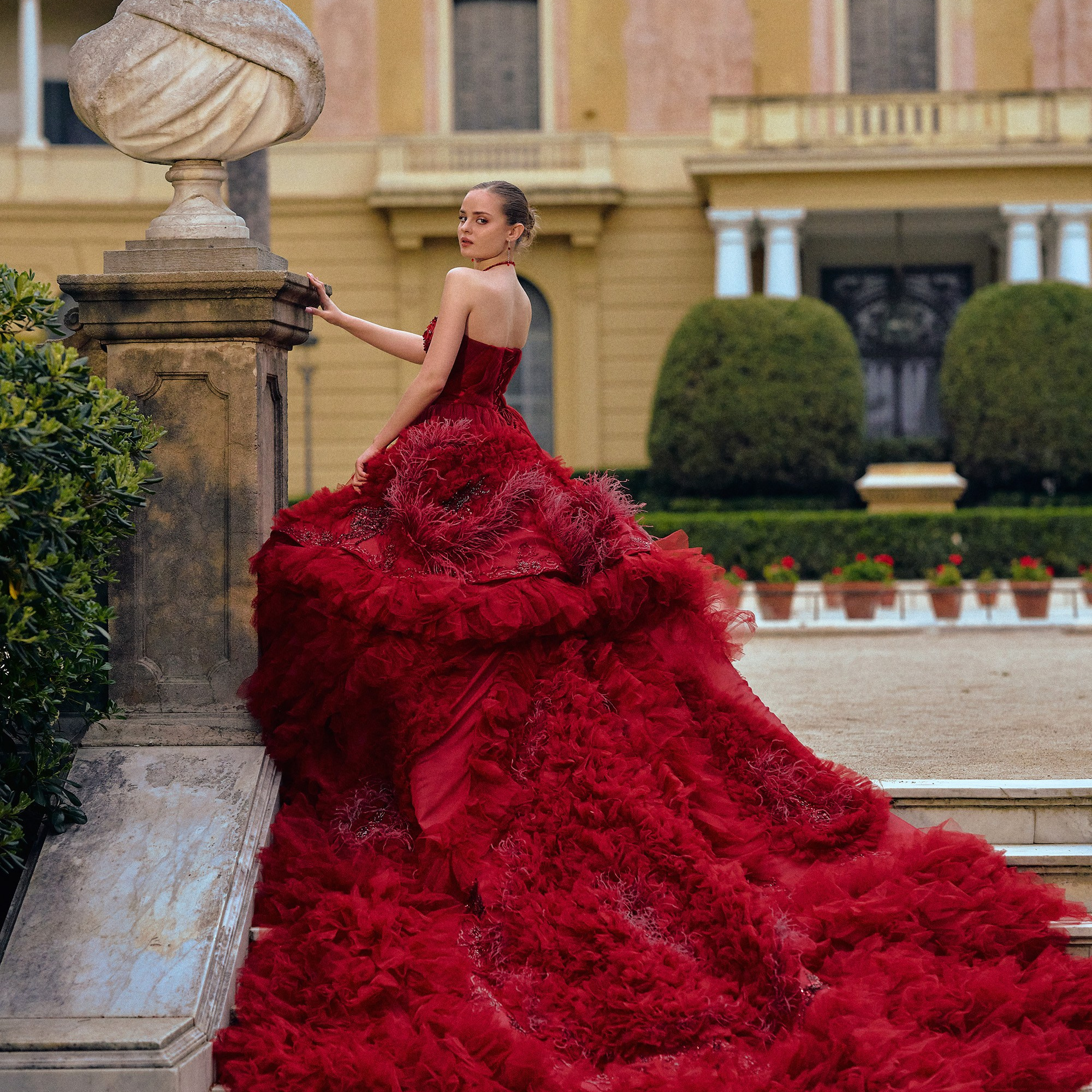 Fashion & Dresses for Photo Sessions | Barcelona Photographer Svyatoslav Usmyal. Barcelona Photographer | Studio & Outdoor Photo Sessions | Svyatoslav Usmyal