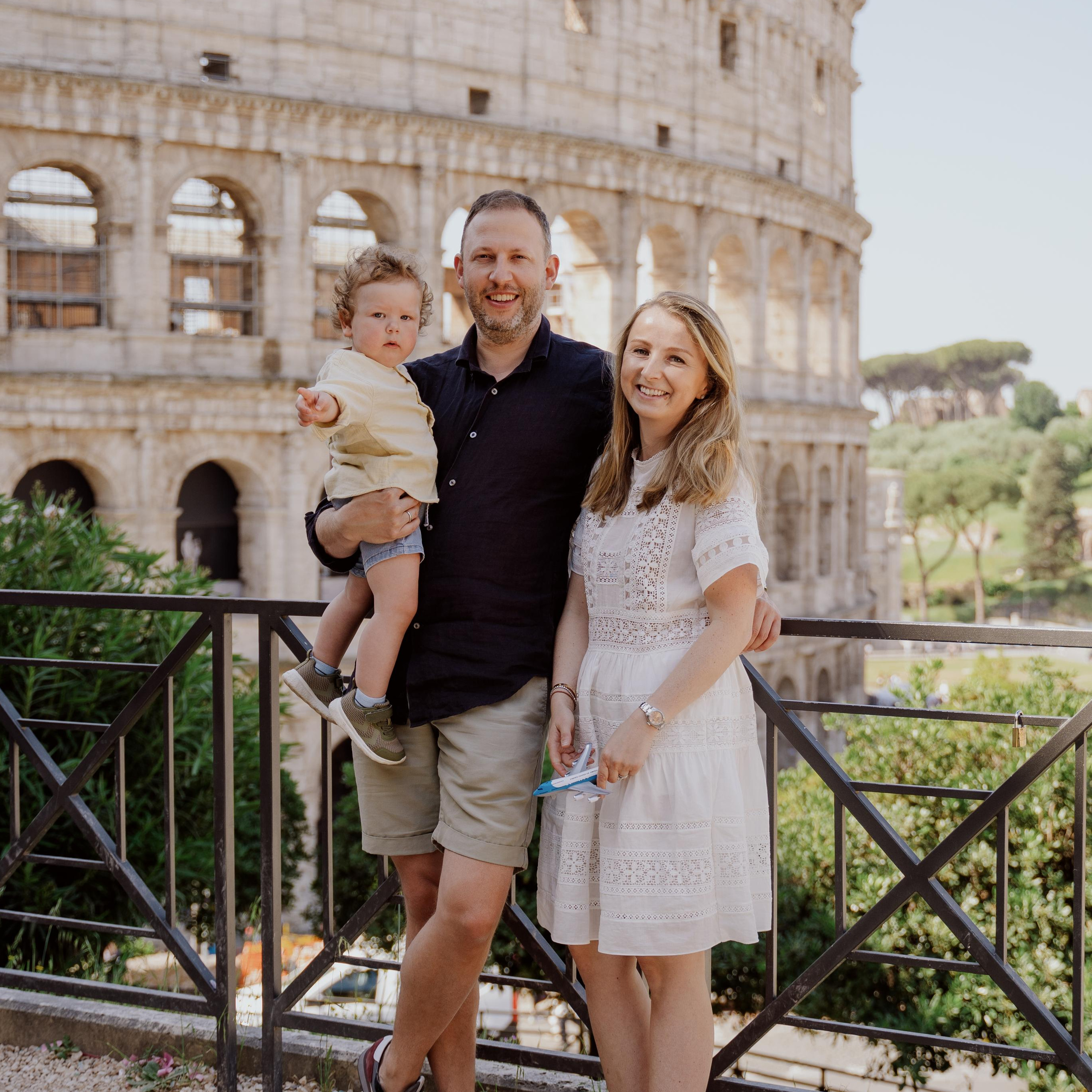 Family photoshoot. Photographer in Rome and Italy. Stas Varych