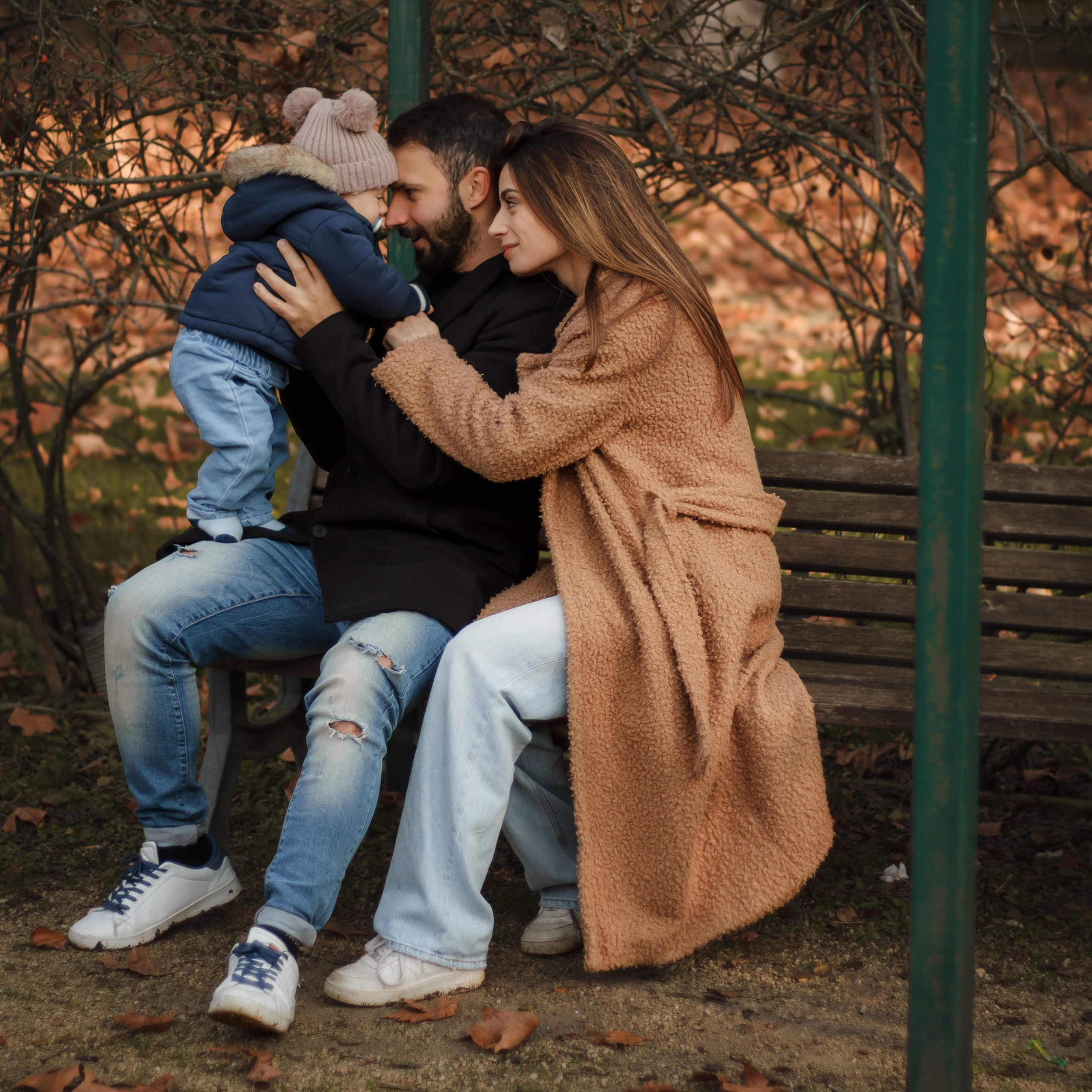 Olis.Visual Photographer in Milan | Vacation Photo Walks Personal Portraits Brand Content