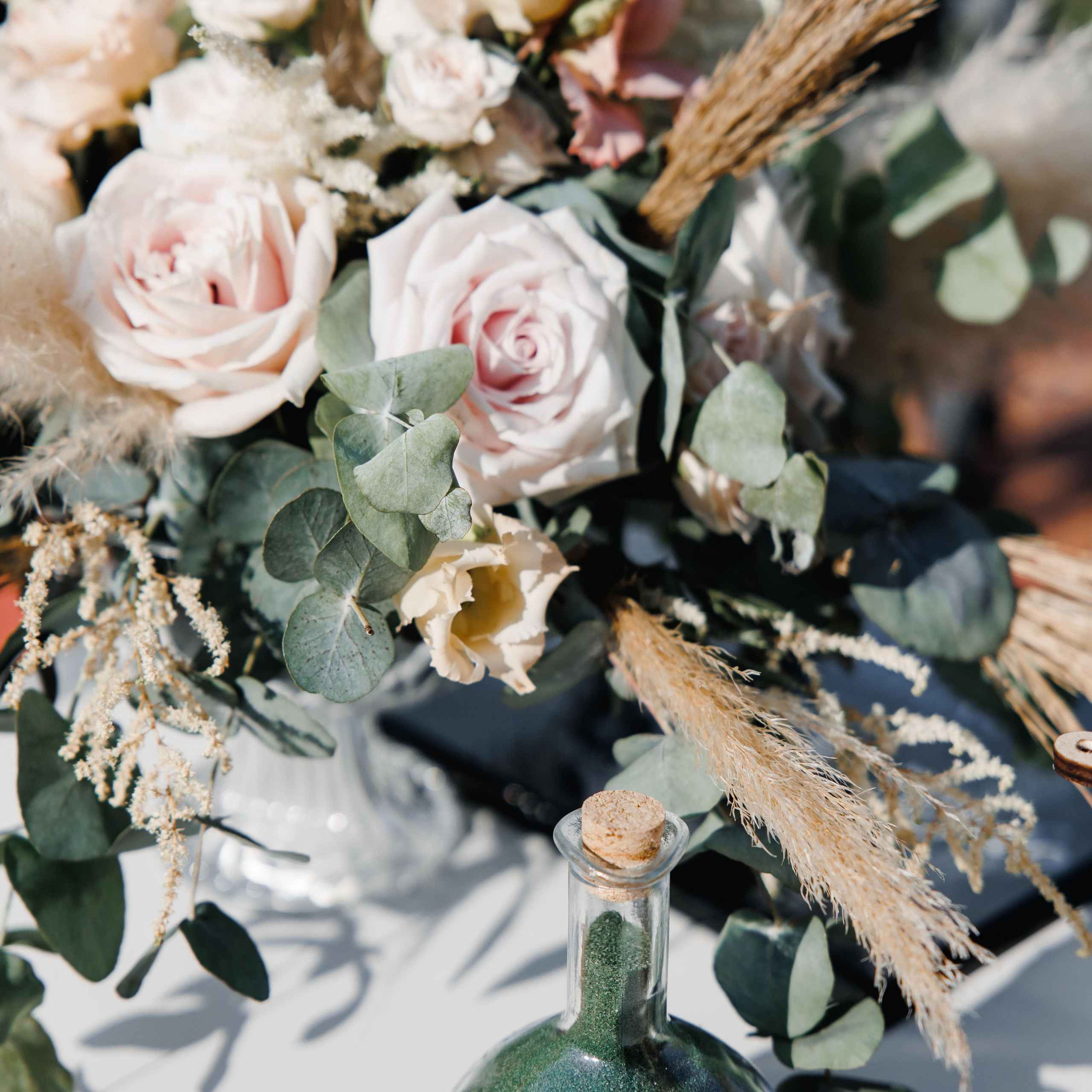 wedding flowers and decor