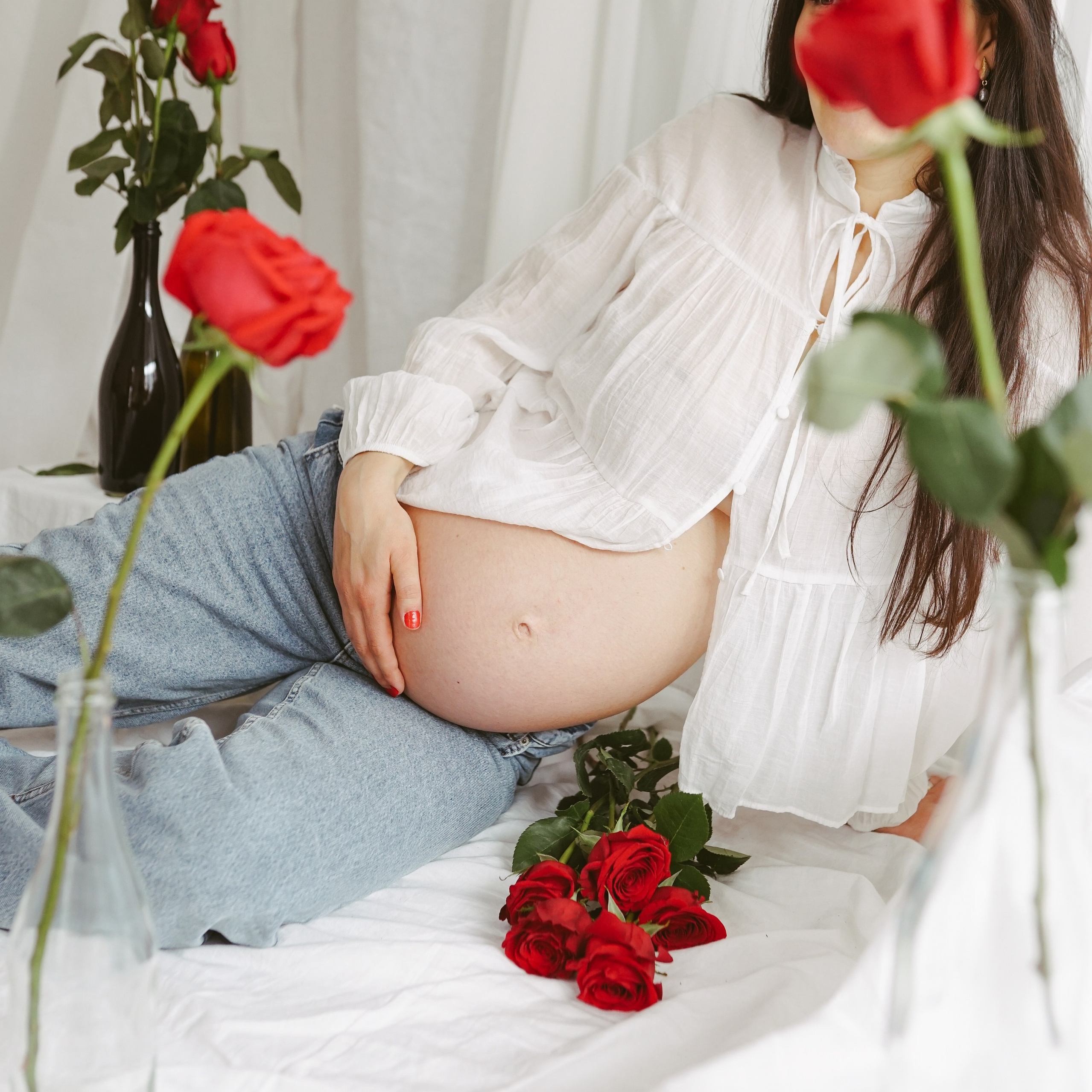 Ce Ofer: Artă, Conectare și Sprijin | Mădălina Beda. Madalina Beda- Artist vizual, fotograf, doula la nastere, consultant babywearing Brasov si in toata tara