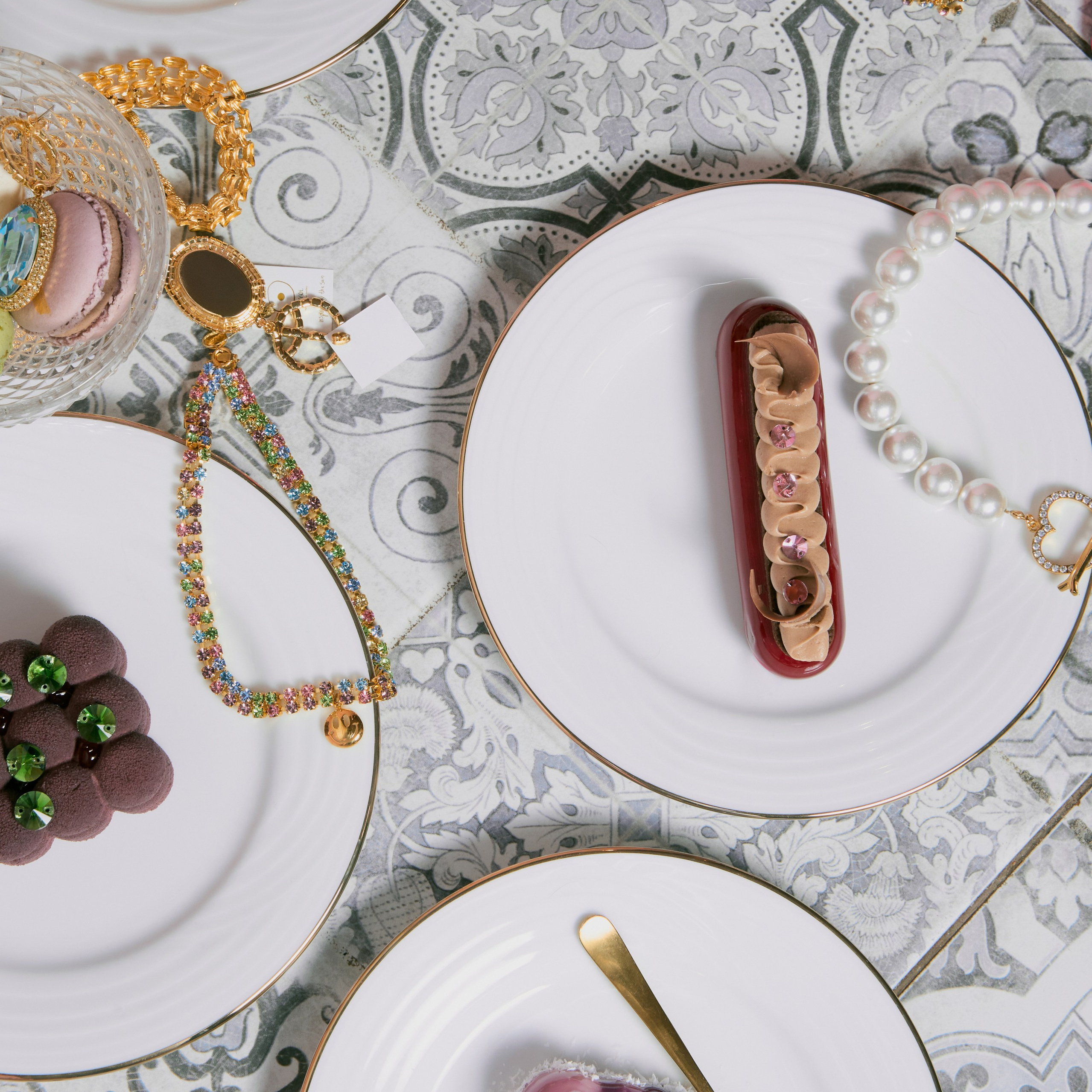 Название брендов. Привет