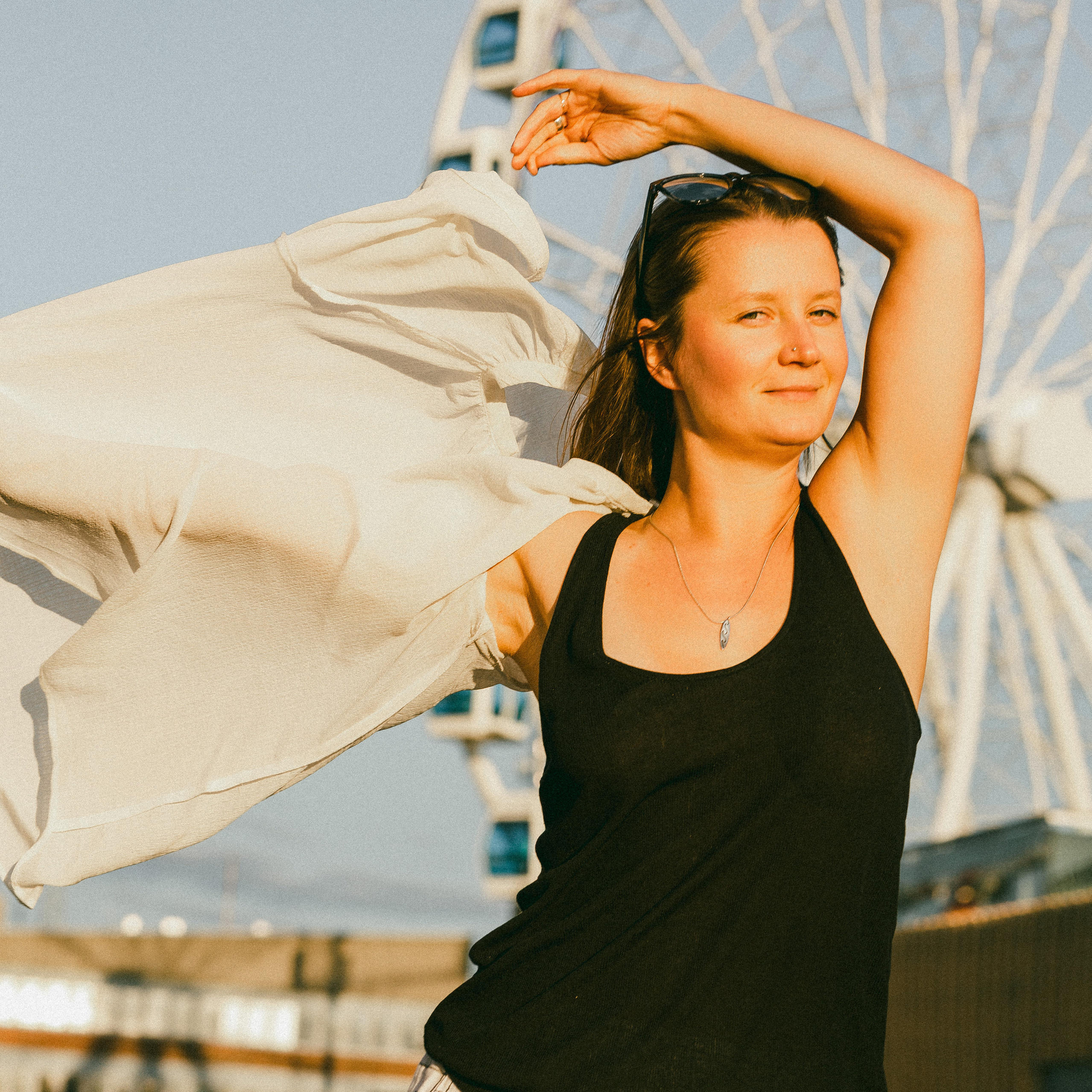 Muotokuva&lovestory. Valokuvaaja Lahti, Helsinki Elena Salonen