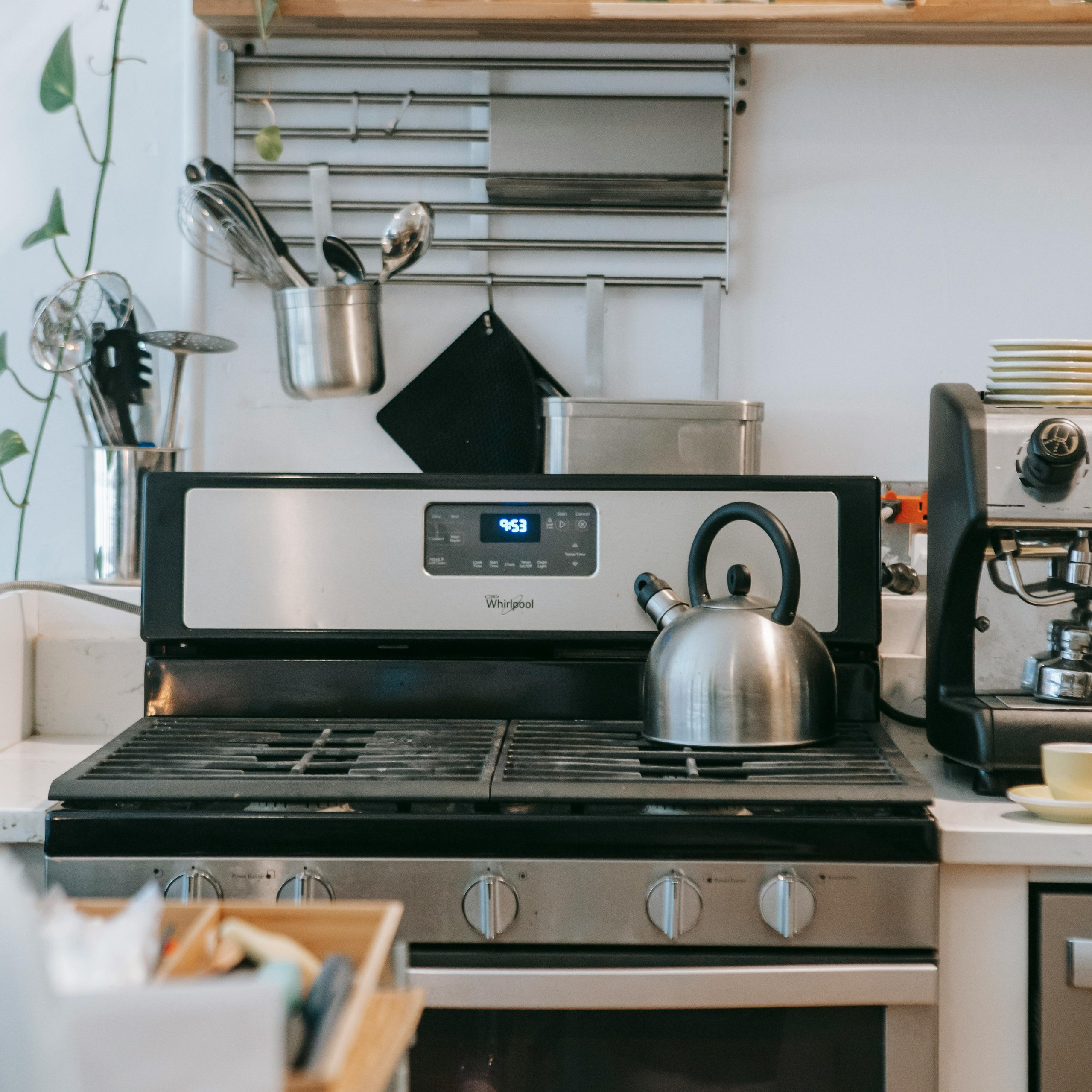 Stove repair, oven repair, stove burner not igniting, oven not heating properly, stove overheating, oven not reaching desired temperature