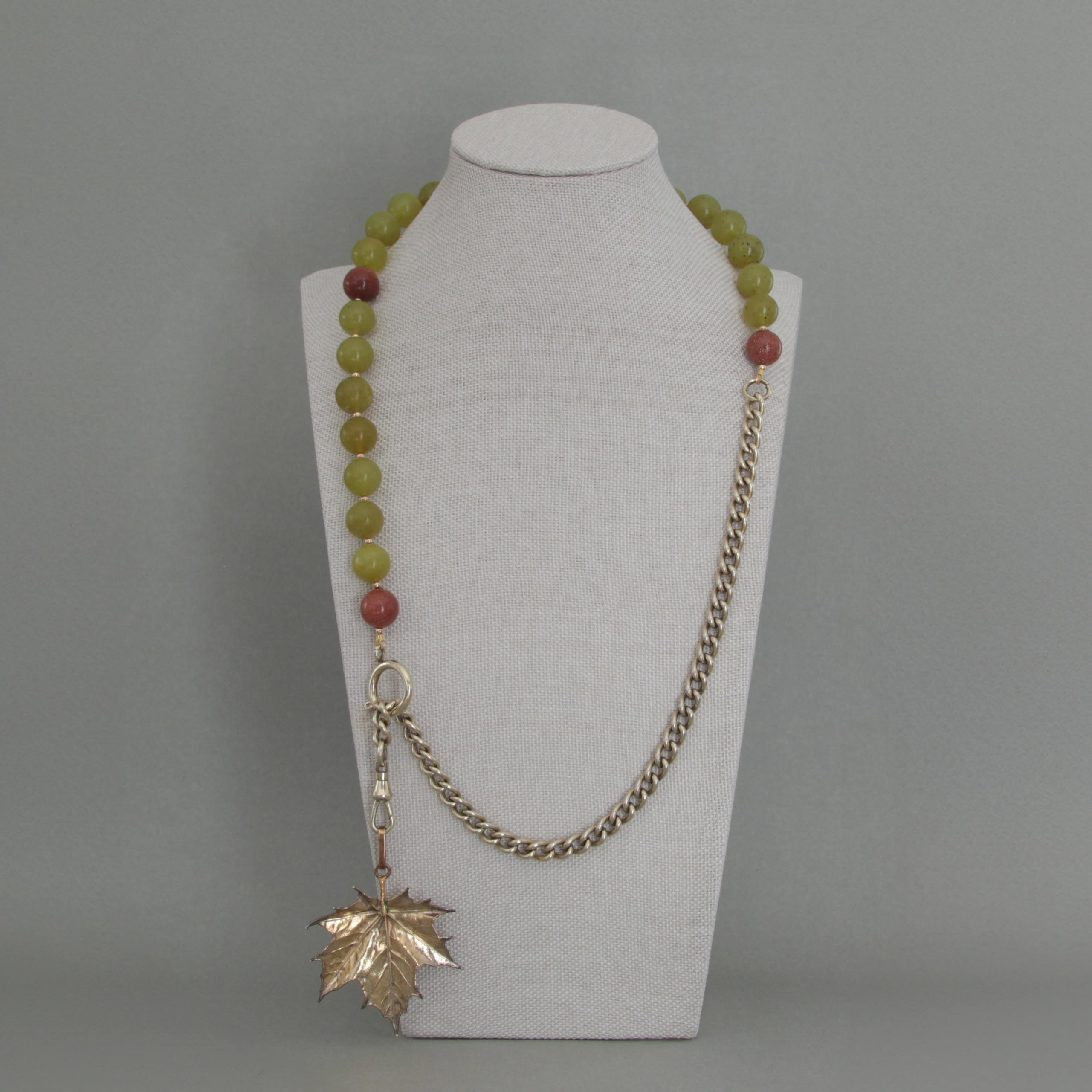 Modern Jewelry. Современнные и актикварные украшения в Барселоне, Москве и Санкт-Петербурге