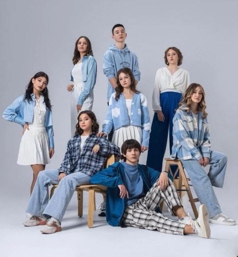 School photoshoot. Professional Photographer Abu Dhabi, Dubai — Yulia Ismoilova | 2025