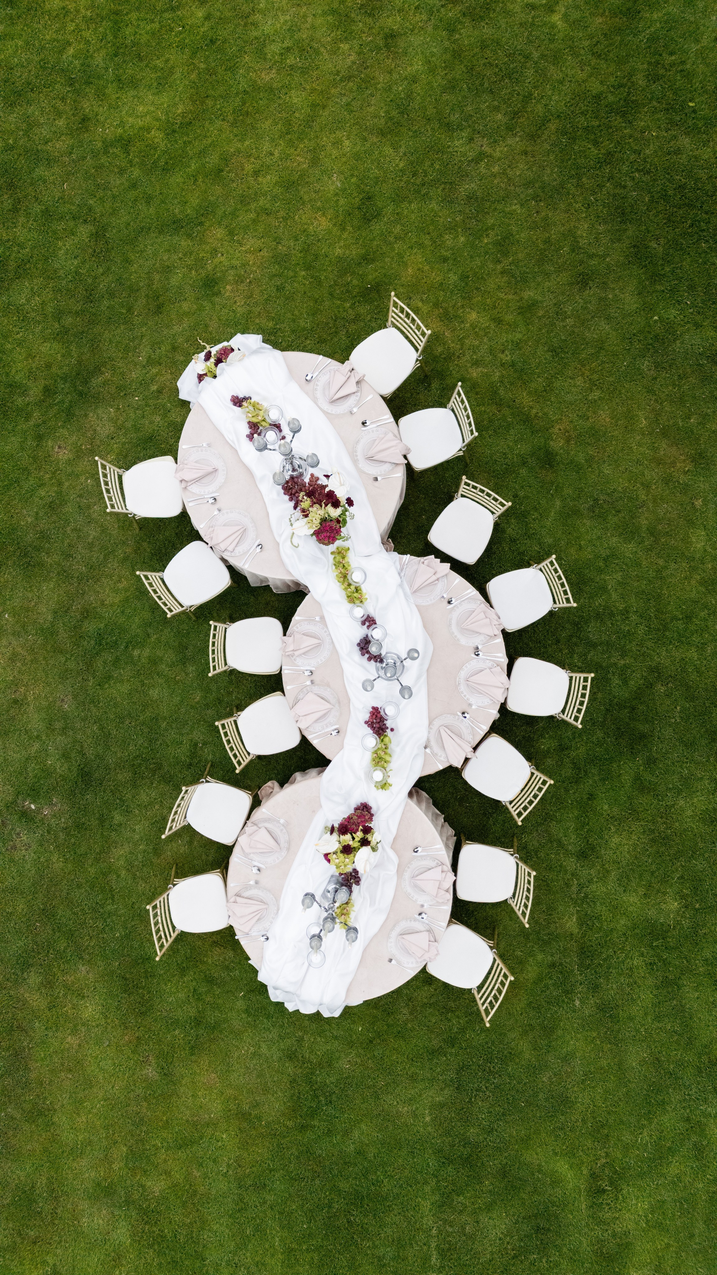 Photographer’s Tips for an Outdoor Wedding Ceremony. SL Wedding Photo — Editorial, Elegant & Timeless Wedding Photography in Poland and Across Europe