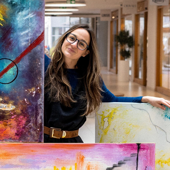 Introspektivní malba. Dana Lišková — Empatická fotografka | Introspektivní umělkyně | Neurodivergentní koučka| Zakladatelka Artepy.cz