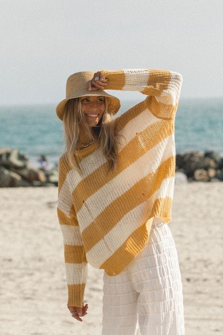 Why do knitted clothes look good in a beach photoshoot?. Los Angeles Photographer — Venice Beach, Santa Monica, Malibu