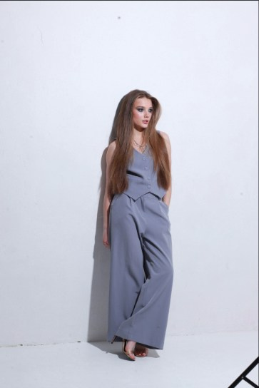 Raw files for retouching. AI Photo Retoucher and Image Restorer Zhanna Ognivo