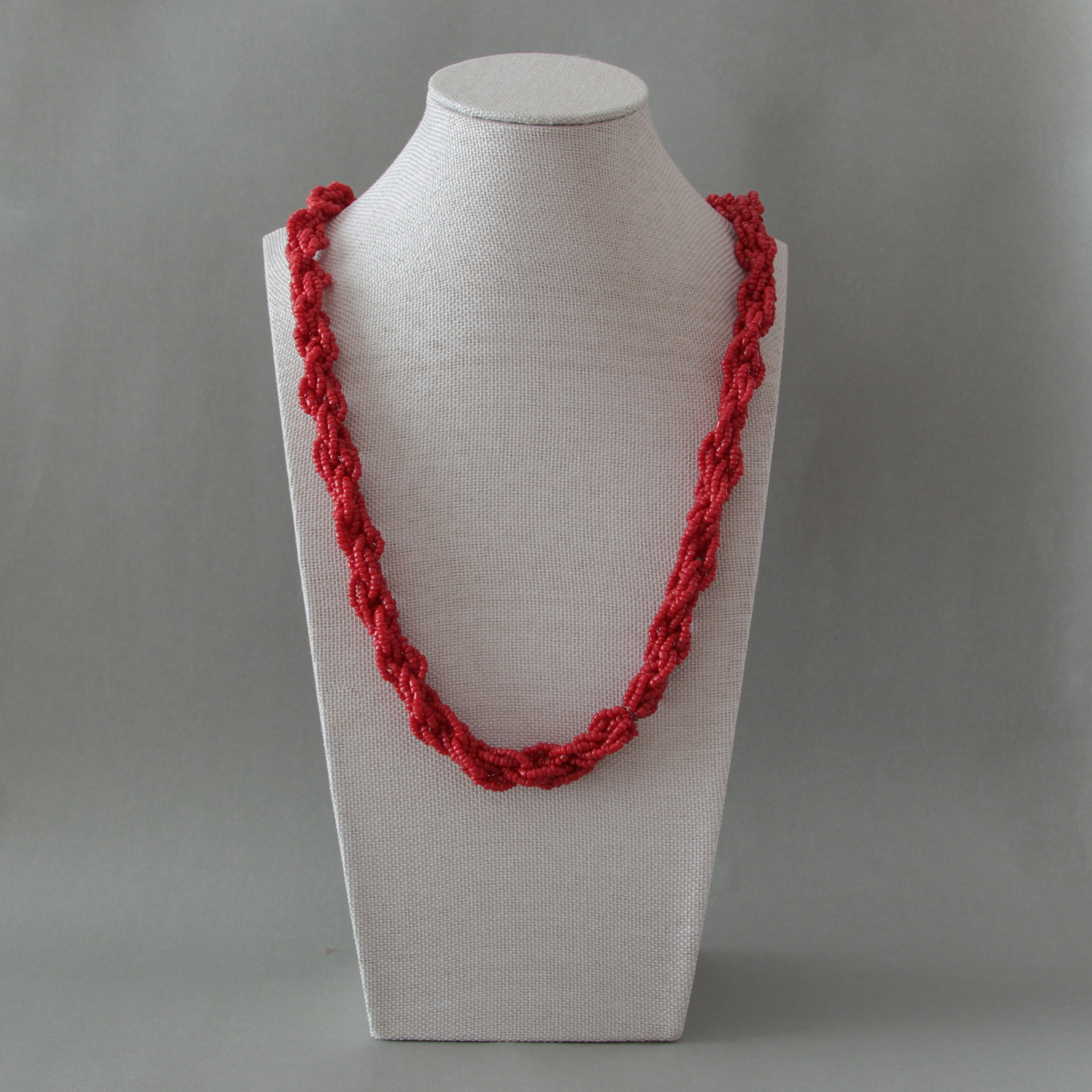 Vintage Jewelry Spain France. Современнные и актикварные украшения в Барселоне, Москве и Санкт-Петербурге