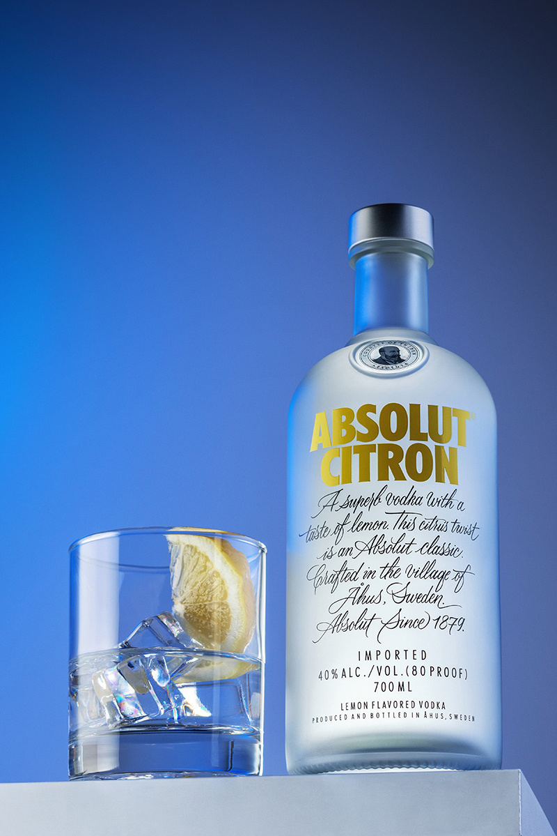 Photo shooting of beverages. Photographer Crete | Portrait Photographer | Evgenios Paopano