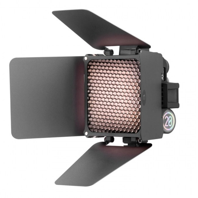 Gaisma video filmēšanai. Video filmēšana un veidošana ar telefonu, filmēšanas kursi