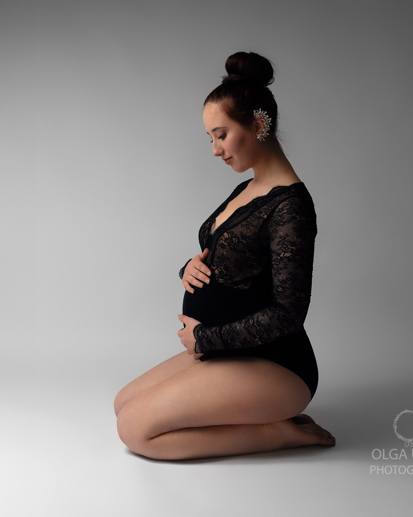 Dresses. Stevenage, Hertfordshire family, maternity and newborn photographer