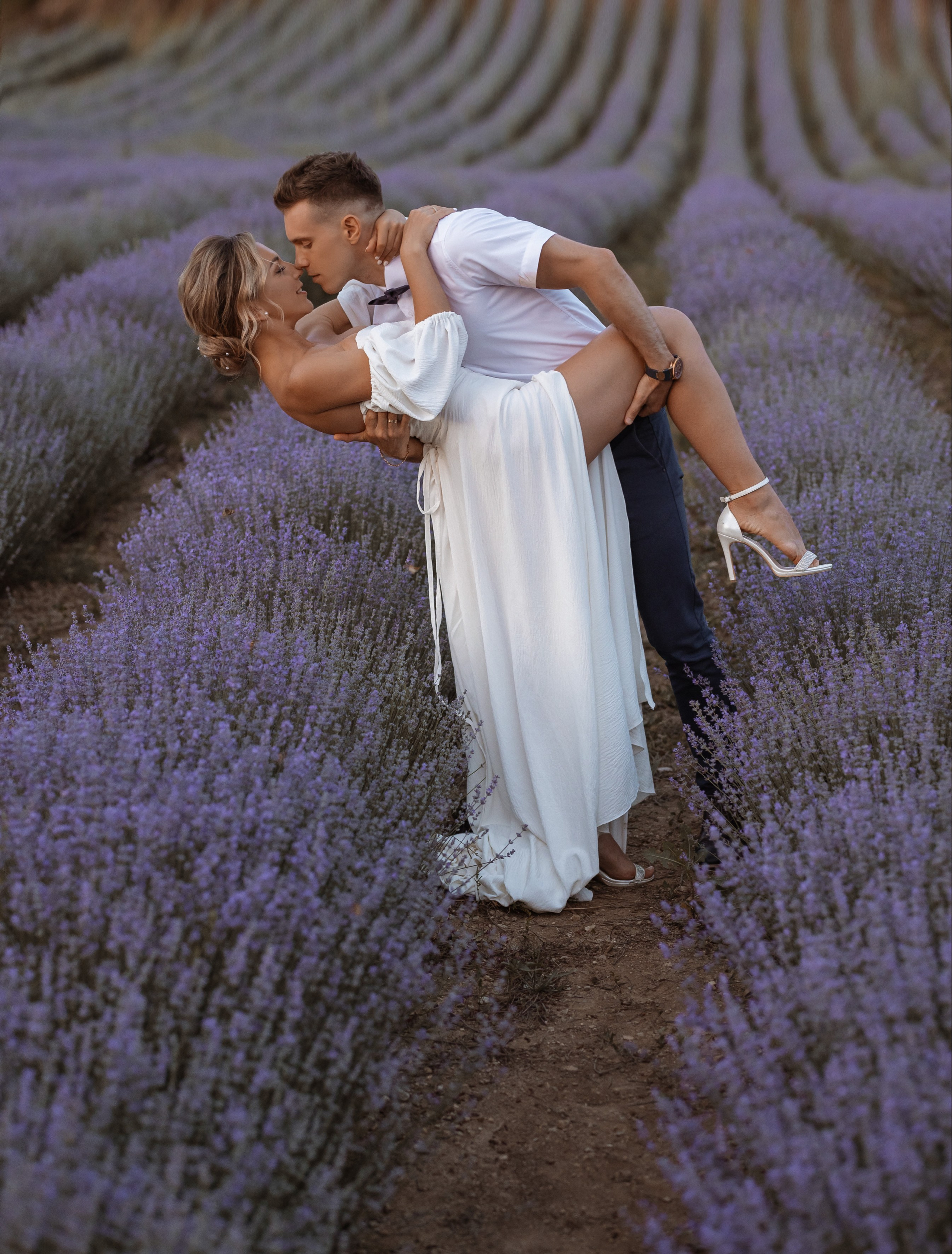 лавандовые поля. Лавандовое поле. Лавандовые поля в Турции. Лавандовые поля Анталия. Фотосессия в лавандовом поле Турция. Что посетить в Анталии. Прованс в Турции. Фотограф на лавандовых полях в Турции. Фотограф Анталия. Фотограф в Анталии. Где находятся лавандовые поля в Турции. Поля лаванды, недалеко от Анталии. Куда поехать на выходные в Анталии. Турецкий лавандовый рай. Лаванда. Турция. Отдых в Турции. Свадьба на лавандовом поле. Фотосессия на лаванде. Лавандовая свадьба. Свадебная Фотосессия в Анталии. Организатор свадеб в Анталии. Предложения руки и сердца в Анталии.