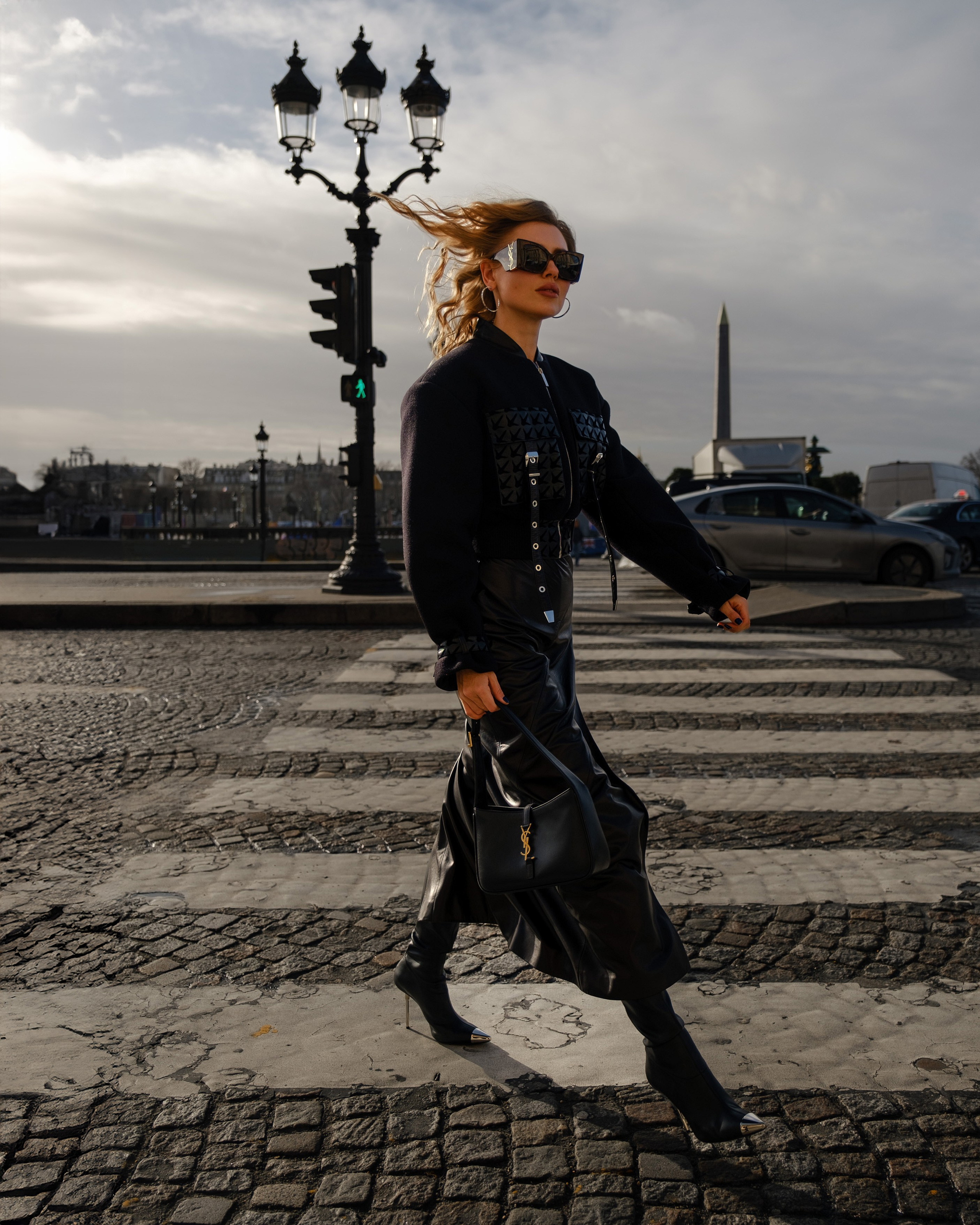 Candid editorial portrait movement in Parisian street