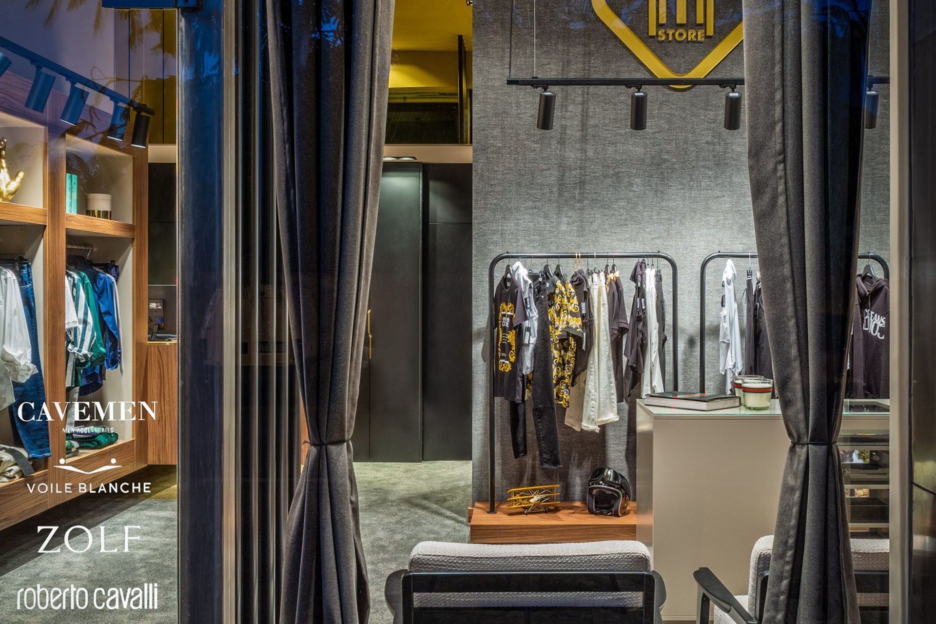 Loja Him. André Fontoura