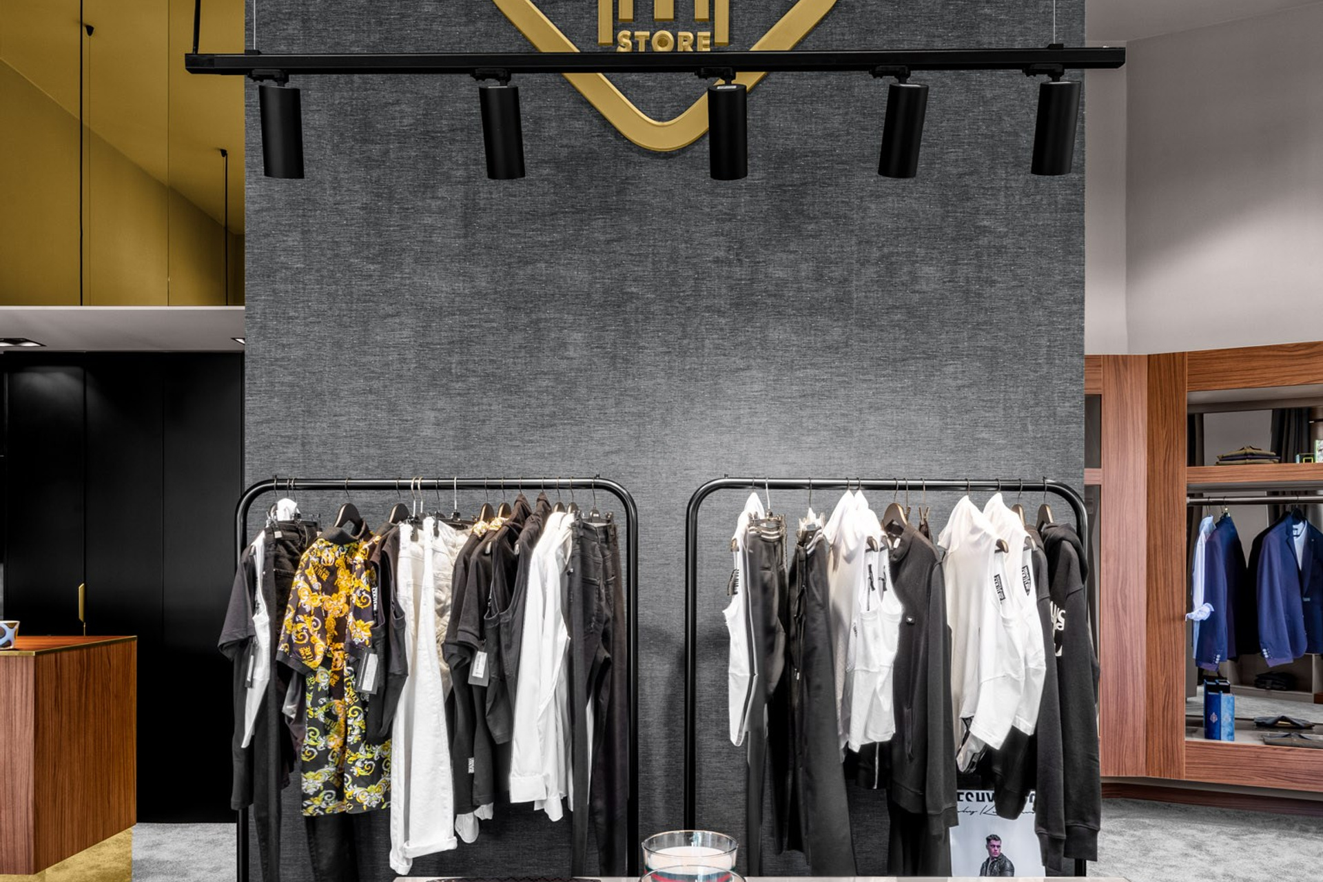 Loja Him. André Fontoura