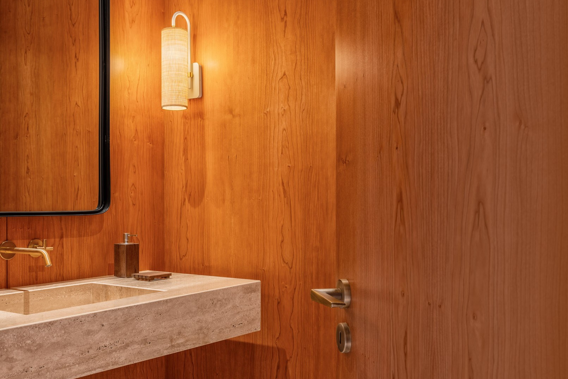 Edificio Sette. André Fontoura