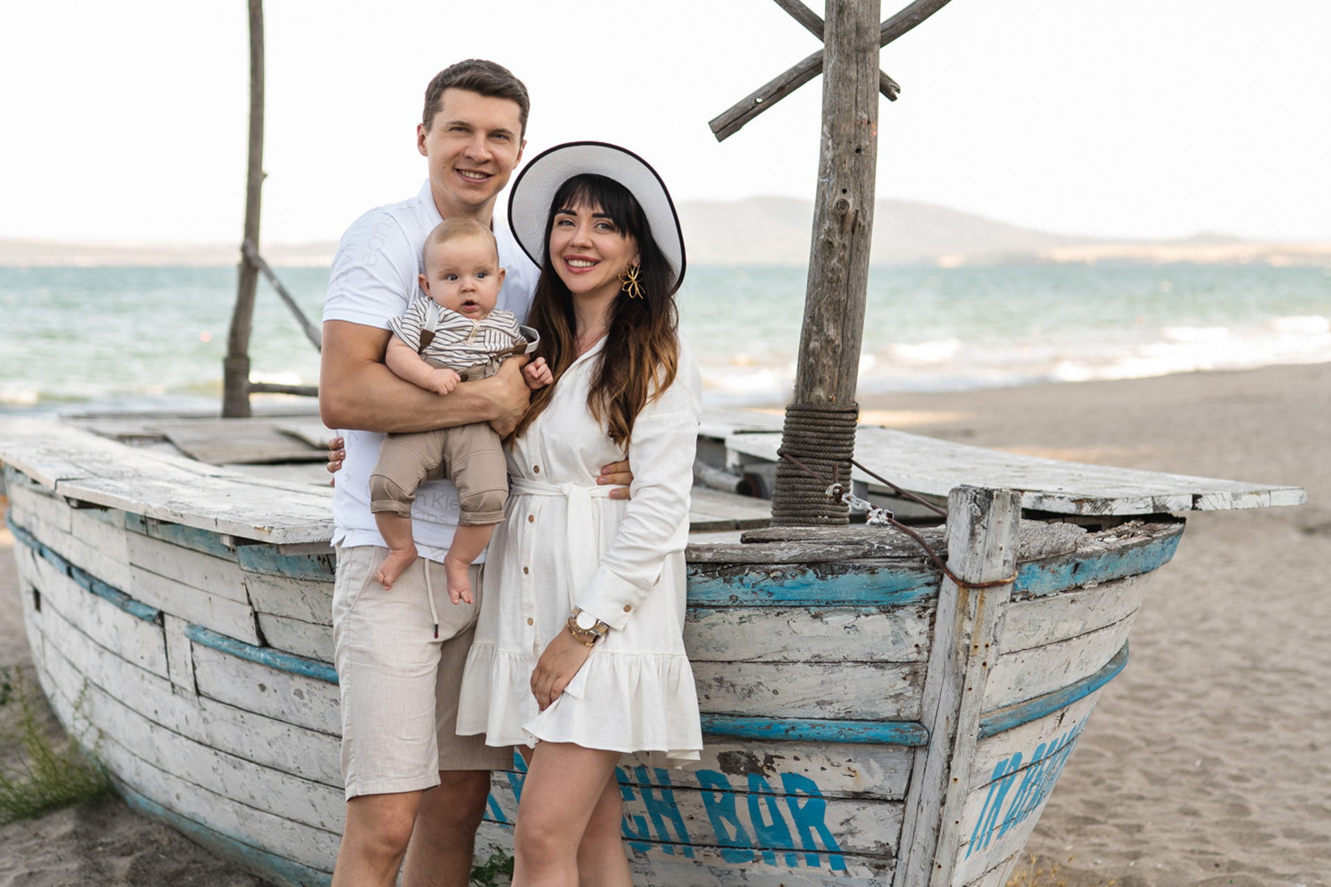 Nastya mit ihrer Familie