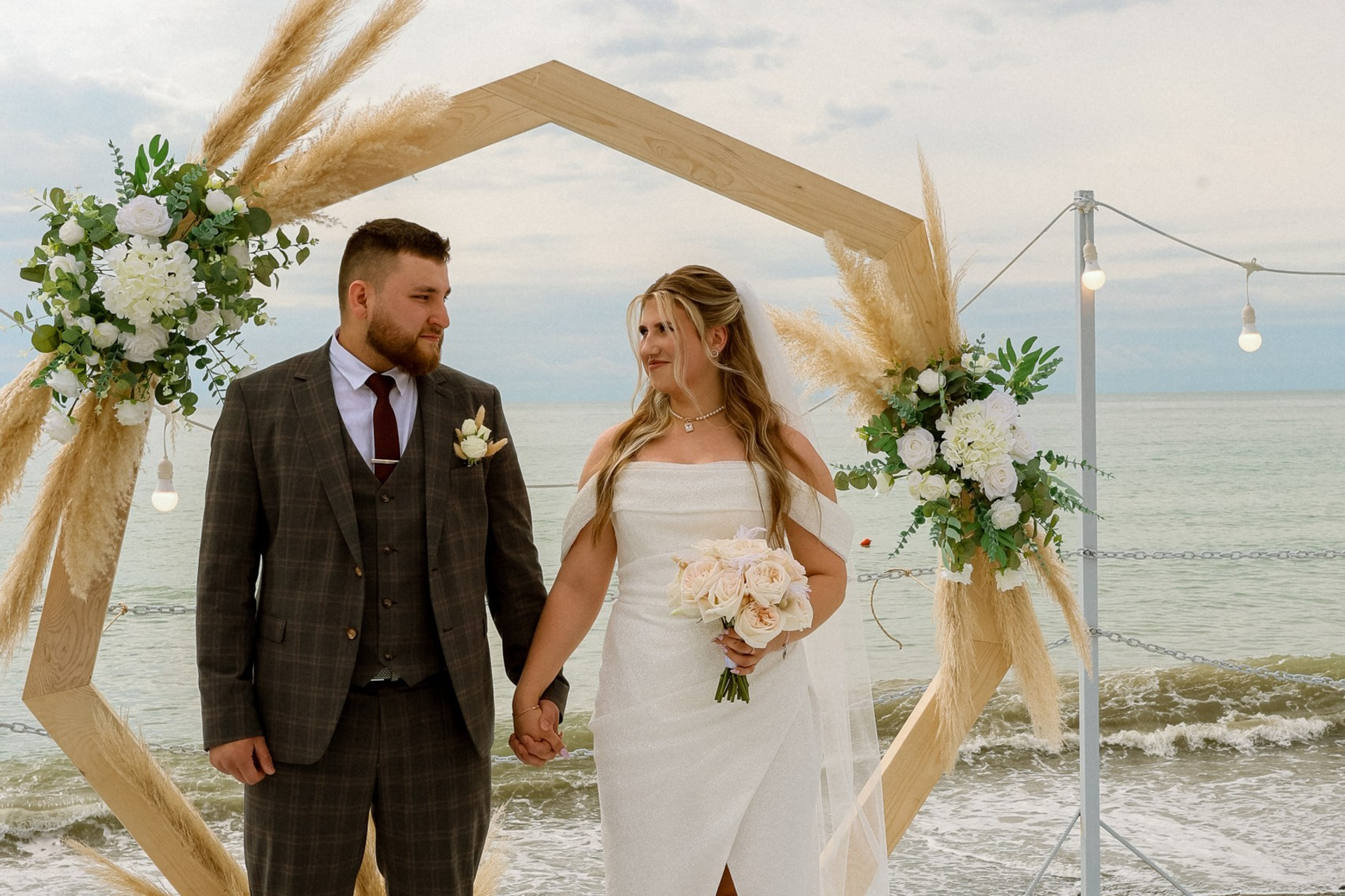 Wedding Stories in Georgia of foreign couples  from over the World and the most scenic Venues for the ceremony. Арт Ивент Студио — Свадьбы и мероприятия в Грузии 💜