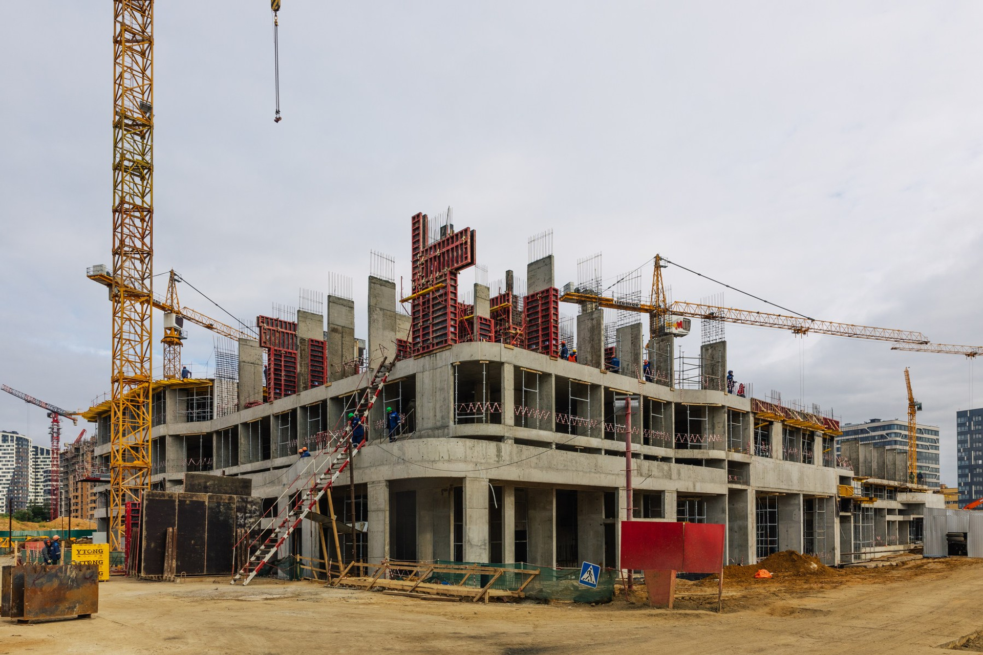 Сonstruction of a residential complex