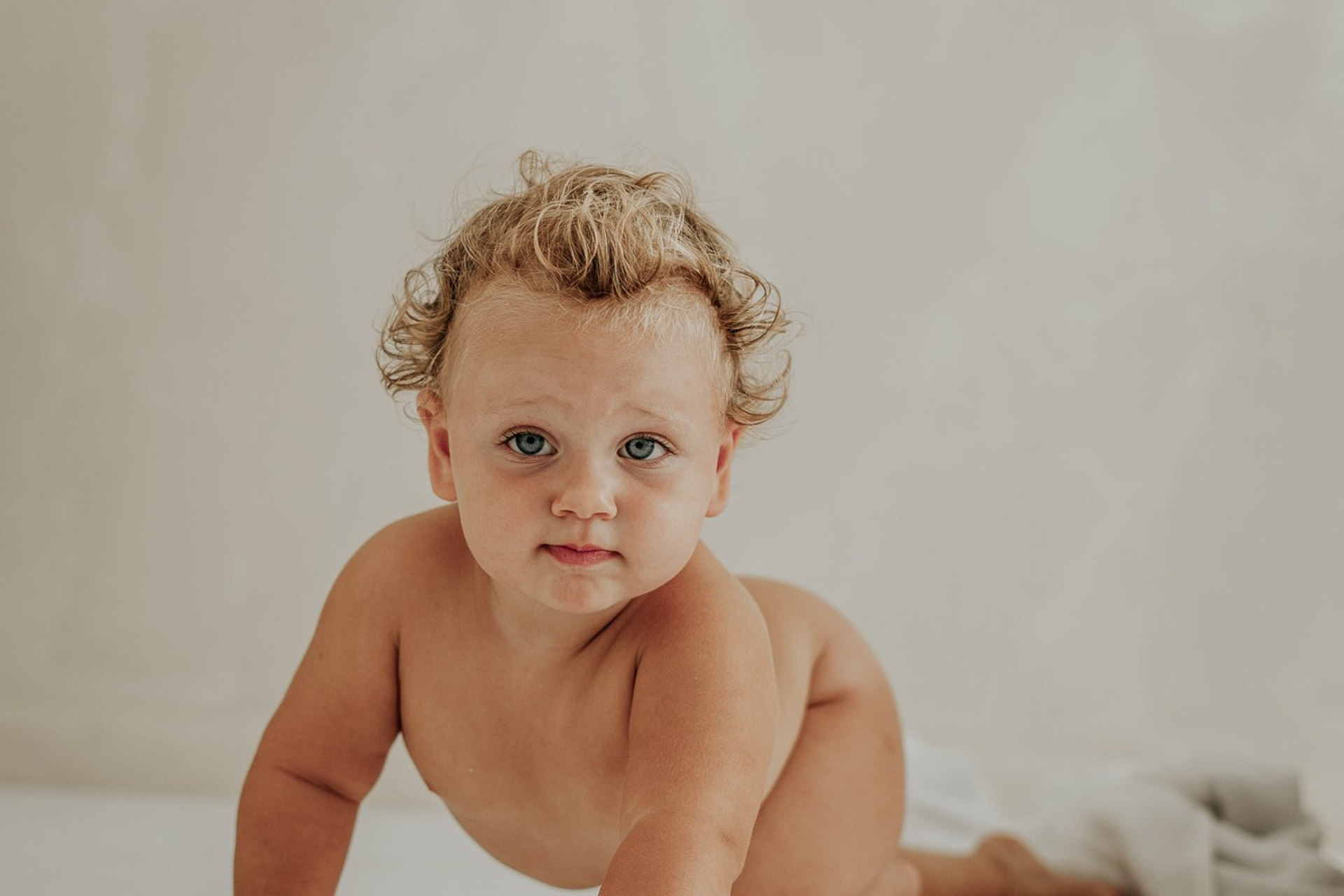 Smash Cake Noora. Fotografo di famiglia, neonati, maternity, ritratti, matrimoni, cerimonie, Rimini