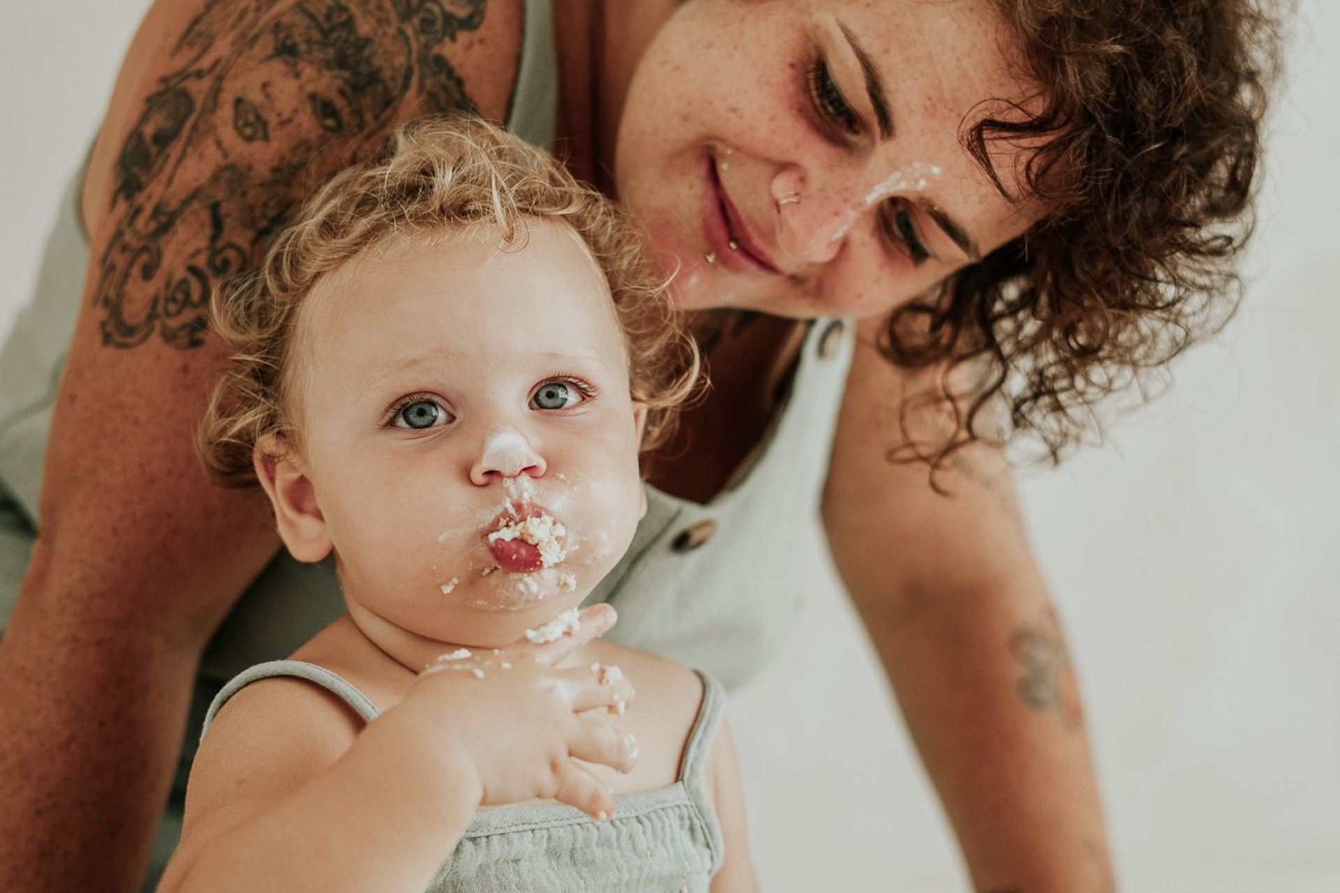 Smash Cake Noora. Fotografo di famiglia, neonati, maternity, ritratti, matrimoni, cerimonie, Rimini