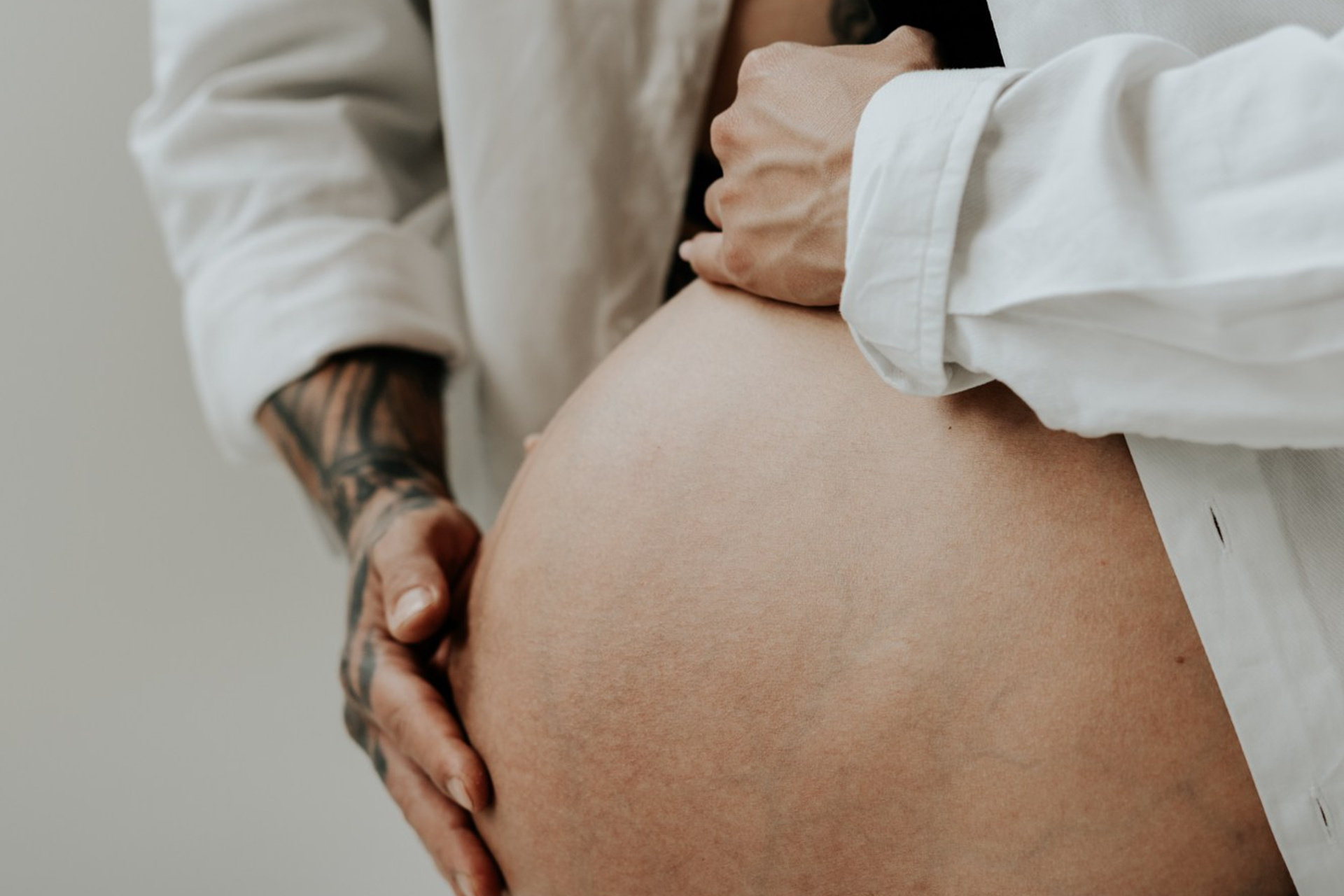 Maternity. Fotografo di famiglia, neonati, maternity, ritratti, matrimoni, cerimonie, Rimini