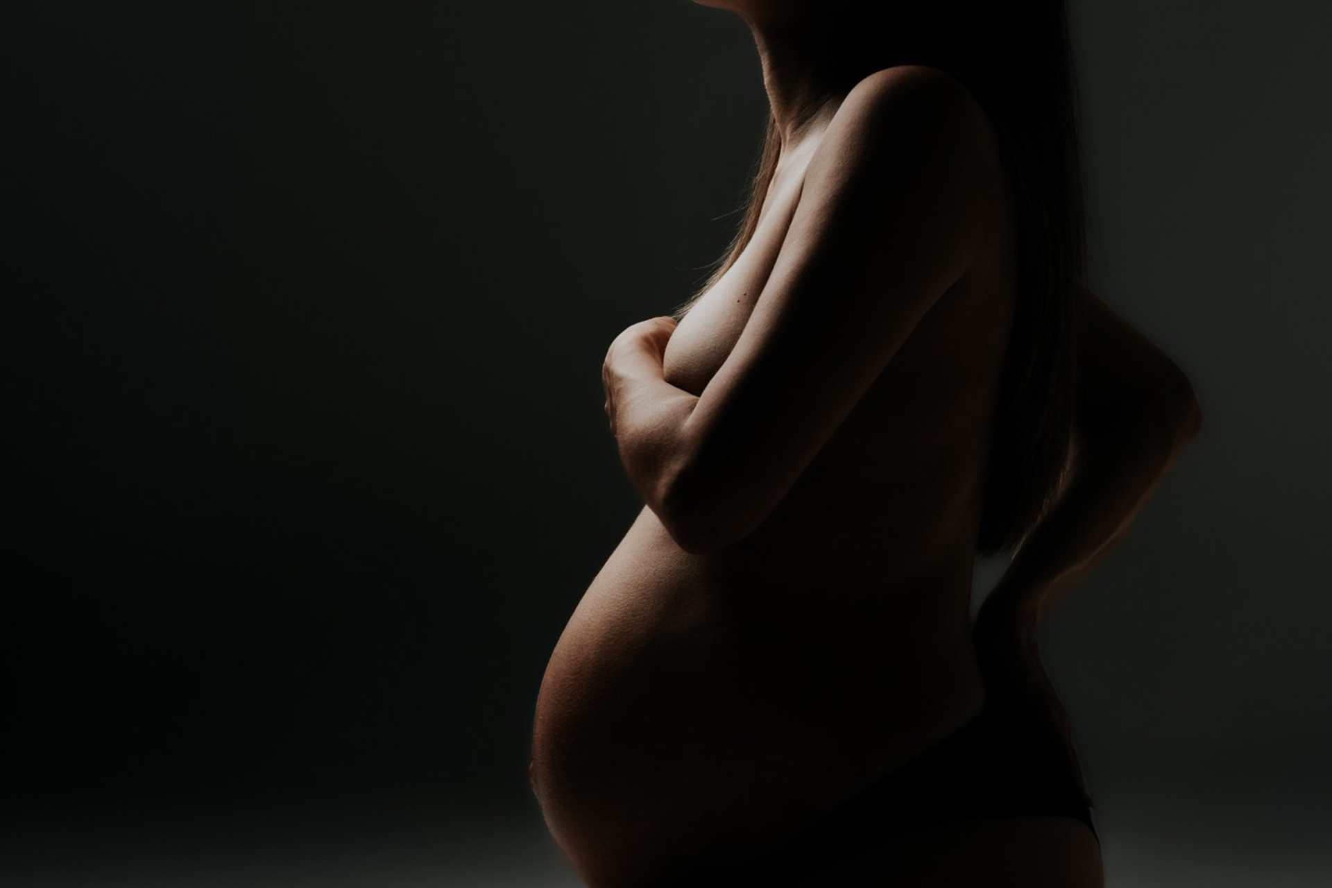 Maternity. Fotografo di famiglia, neonati, maternity, ritratti, matrimoni, cerimonie, Rimini