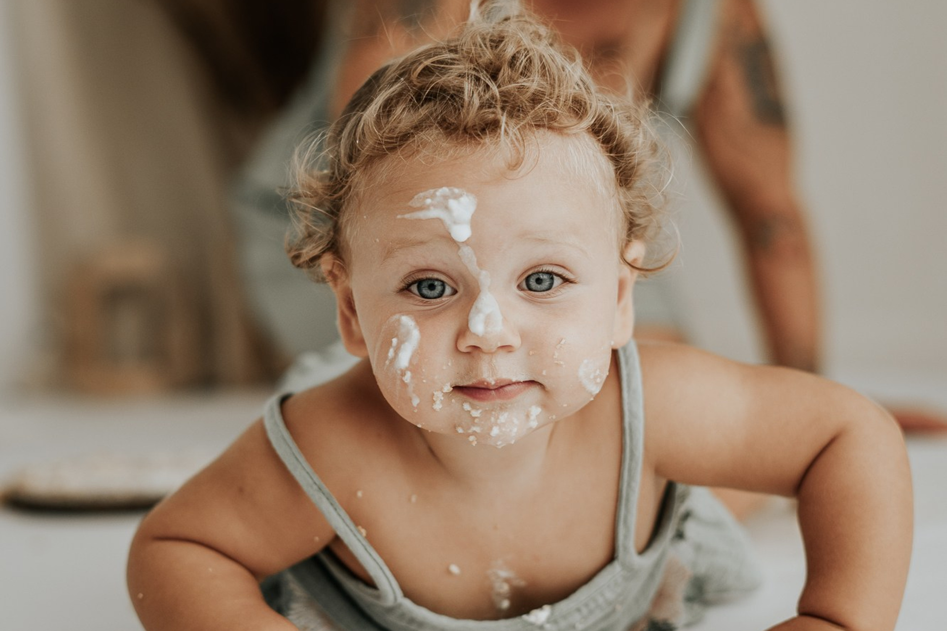 Smash Cake Noora. Fotografo di famiglia, neonati, maternity, ritratti, matrimoni, cerimonie, Rimini
