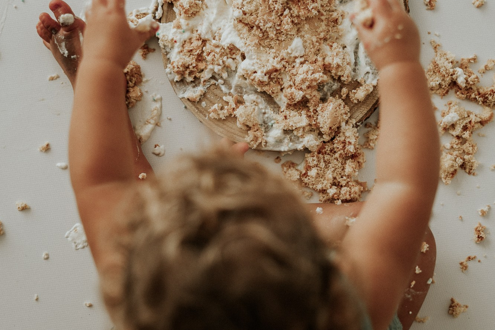 Smash Cake Noora. Fotografo di famiglia, neonati, maternity, ritratti, matrimoni, cerimonie, Rimini