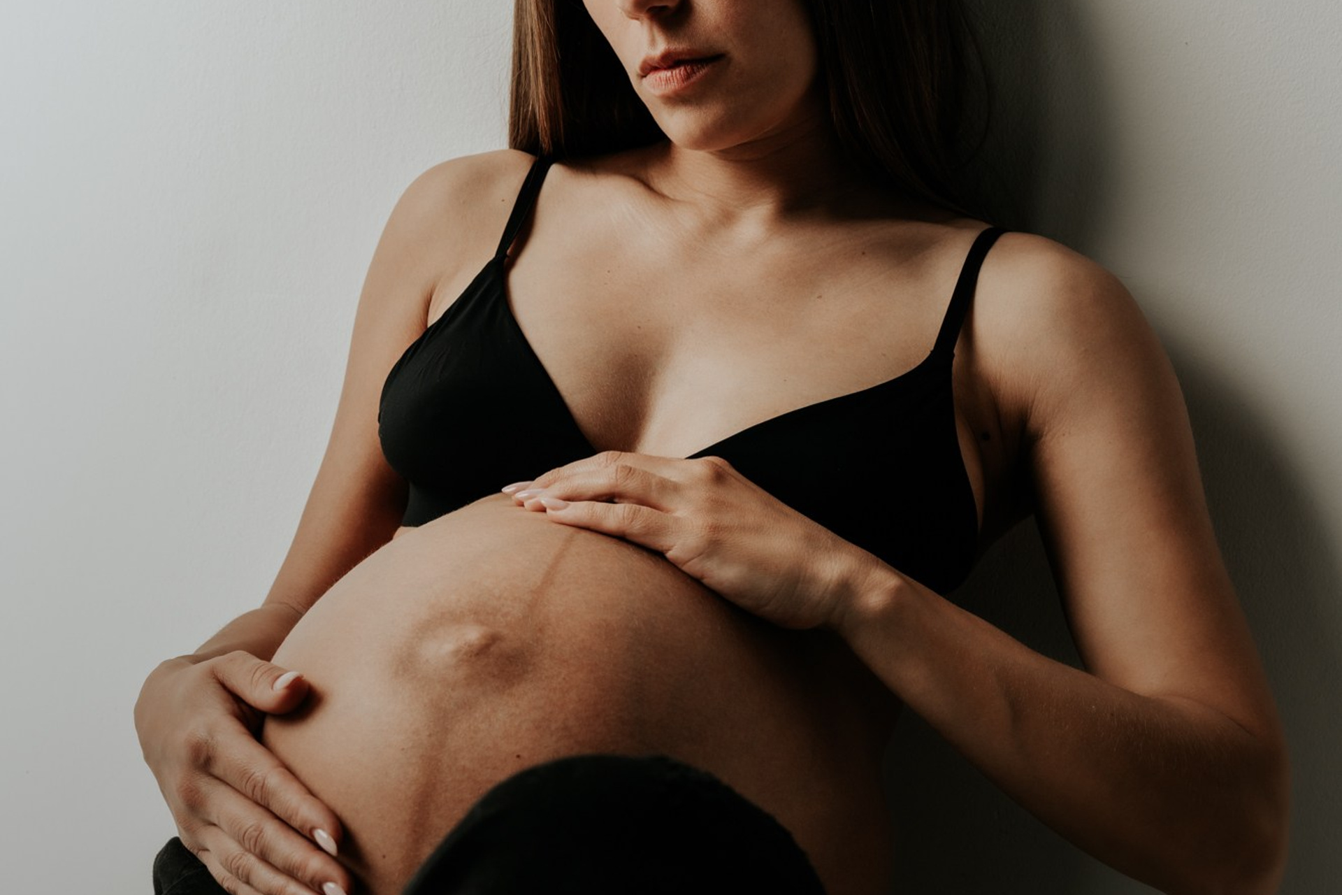 Maternity. Fotografo di famiglia, neonati, maternity, ritratti, matrimoni, cerimonie, Rimini