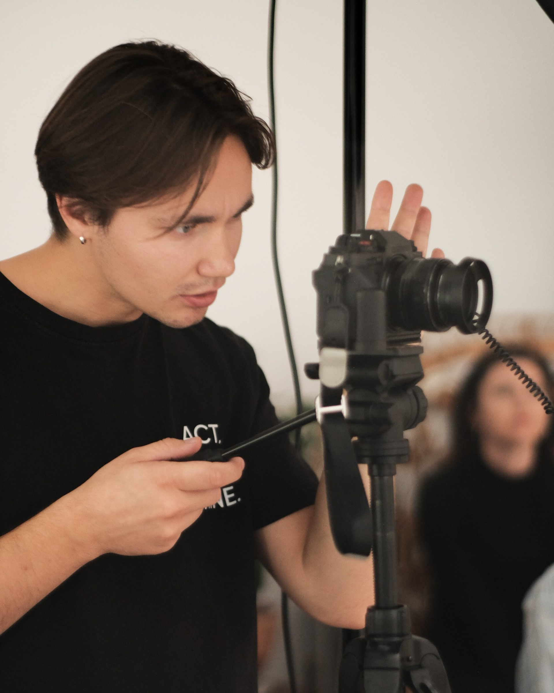 ACTING SCENE