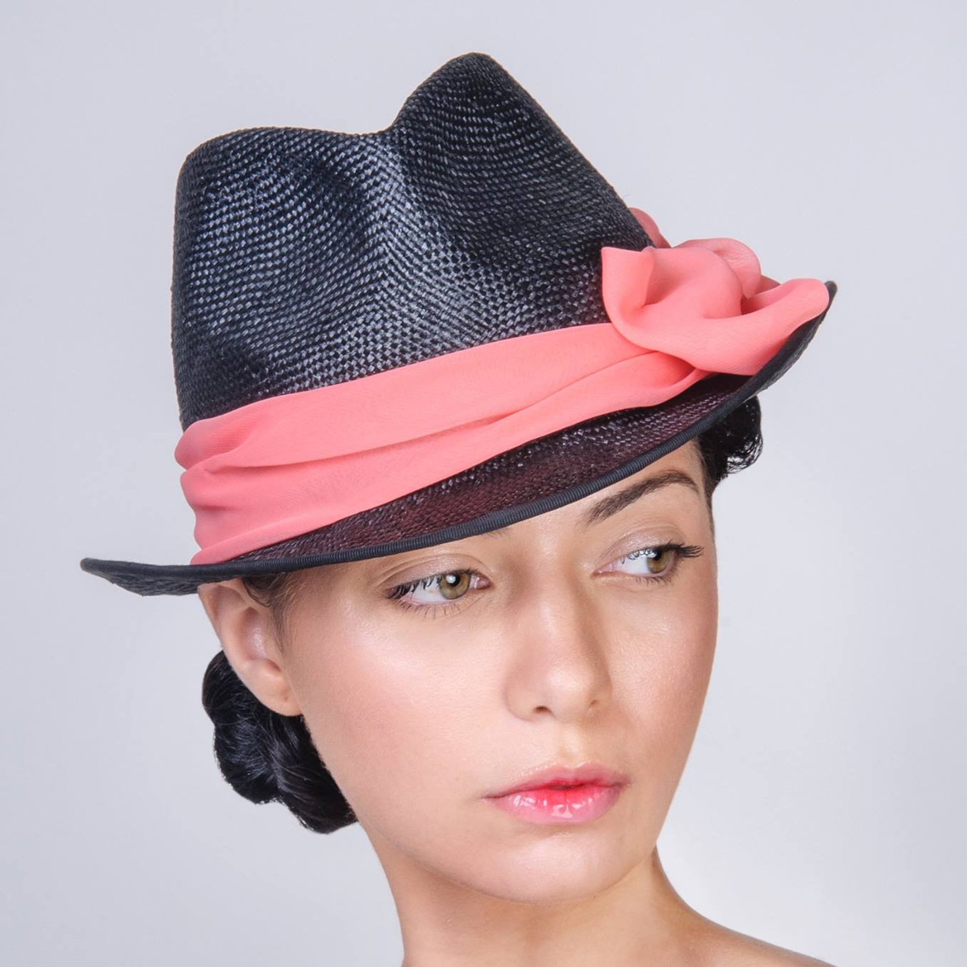 Съёмка каталога для Elena Shvab Millinery. Люба Тернавская. Фотограф Иерусалим. Фотограф Израиль