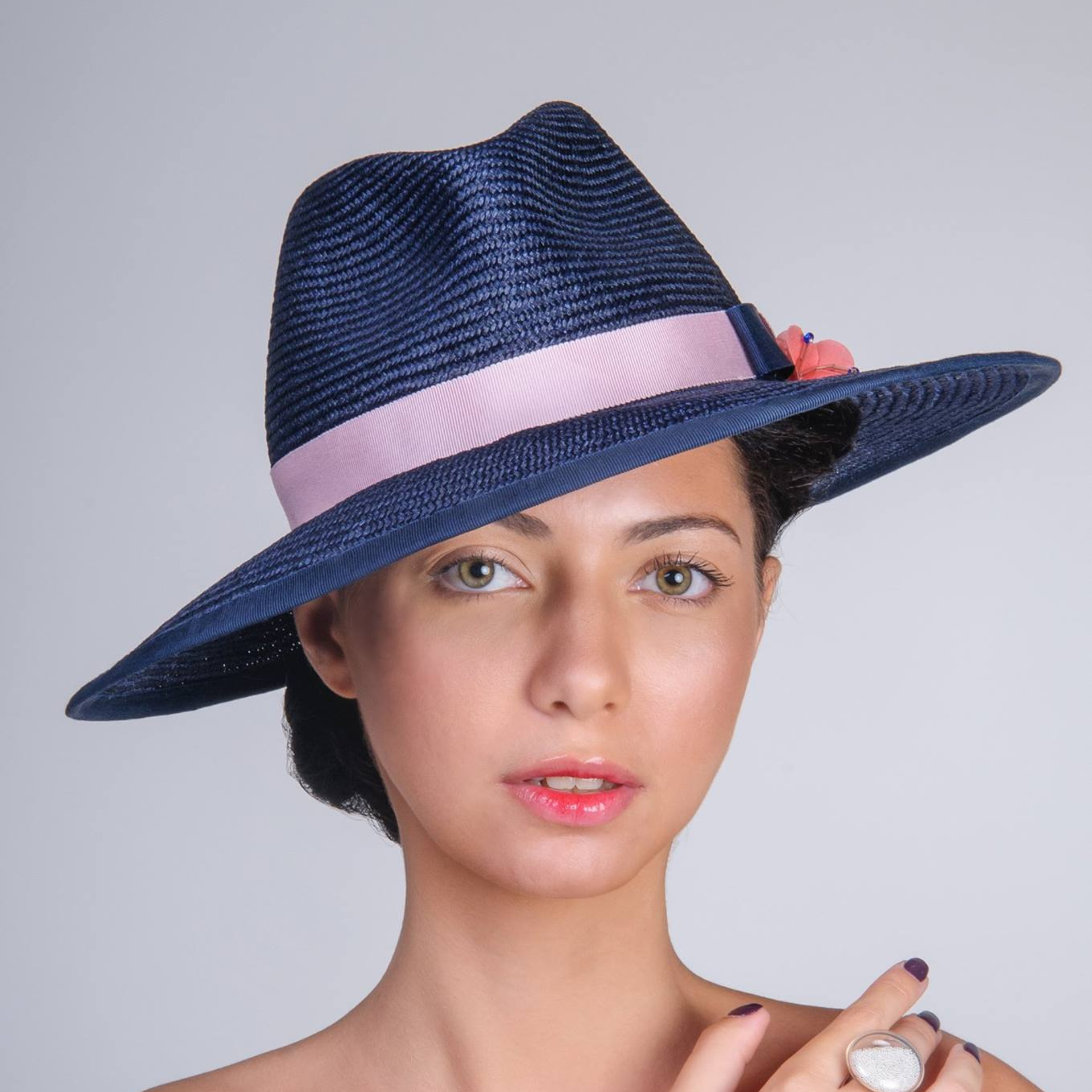 Съёмка каталога для Elena Shvab Millinery. Люба Тернавская. Фотограф Иерусалим. Фотограф Израиль