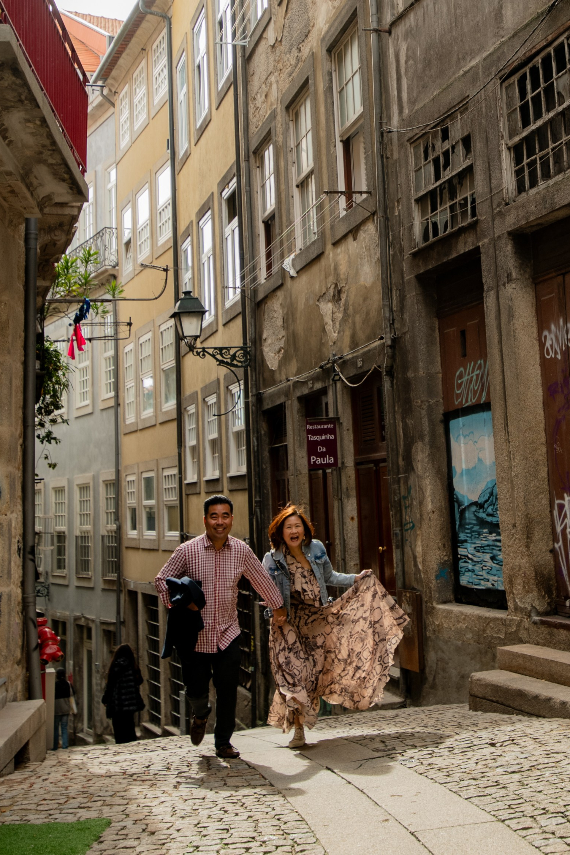 YOKE and ALFRED. Walking in Porto after the rain.