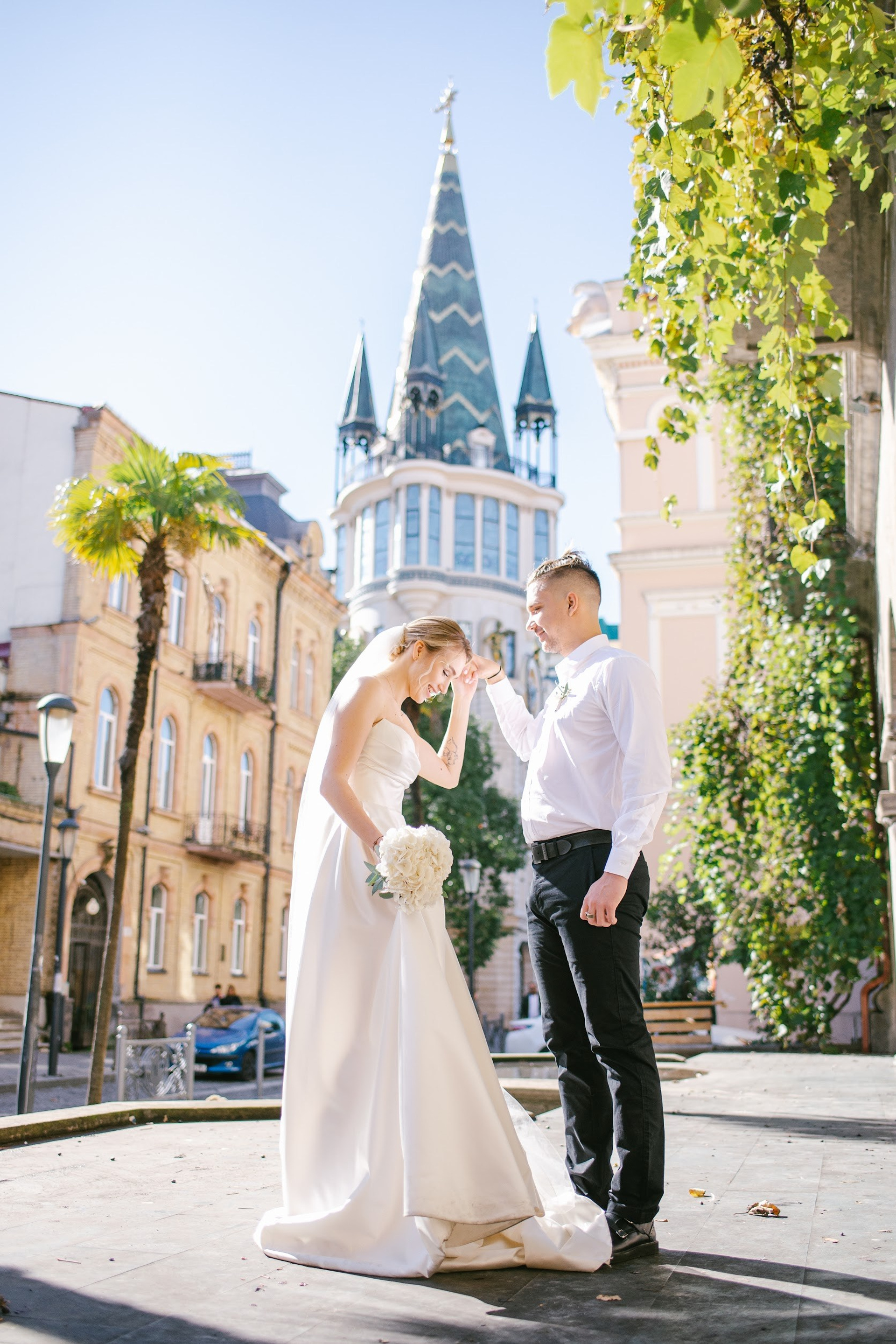 Wedding in Batumi for foreigners — Papers in 9 hours, Ceremony and Photographer. Арт Ивент Студио — Самое рейтинговое свадебное агентство в Грузии