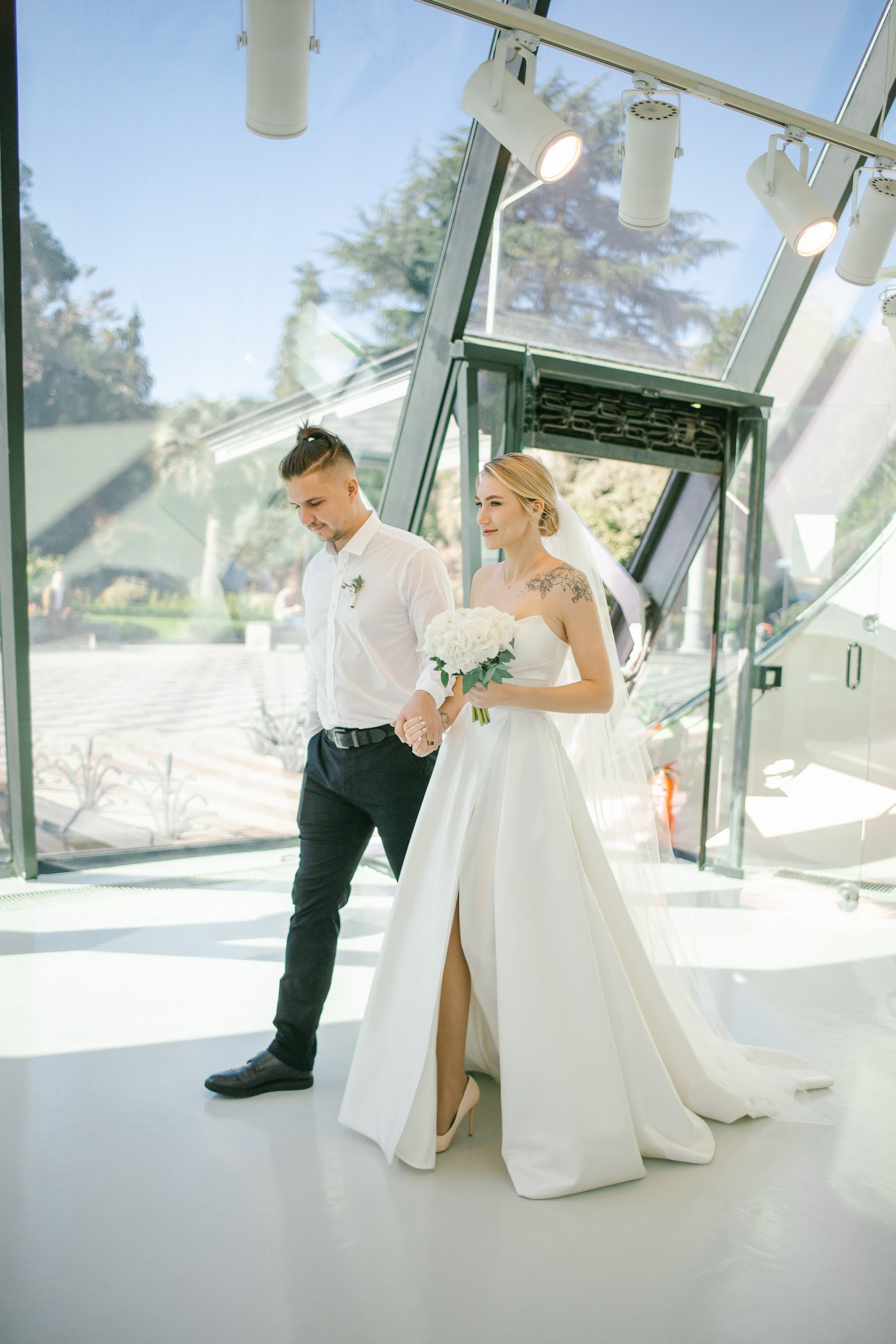 Wedding in Batumi for foreigners — Papers in 9 hours, Ceremony and Photographer. Арт Ивент Студио — Самое рейтинговое свадебное агентство в Грузии