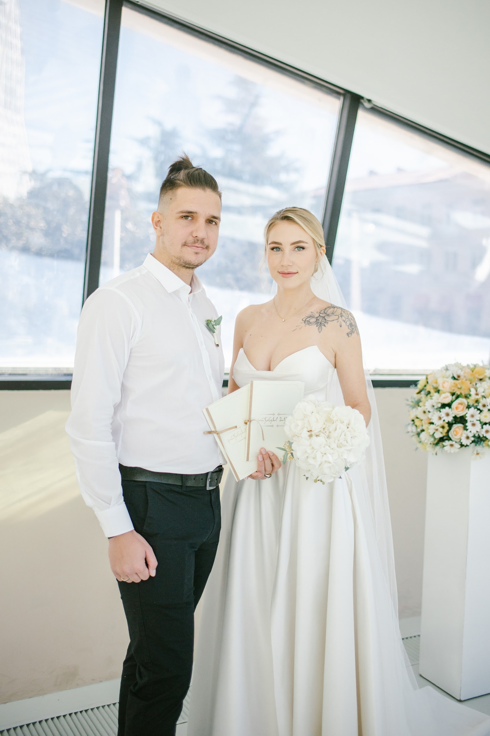Wedding in Batumi for foreigners — Papers in 9 hours, Ceremony and Photographer. Арт Ивент Студио — Самое рейтинговое свадебное агентство в Грузии