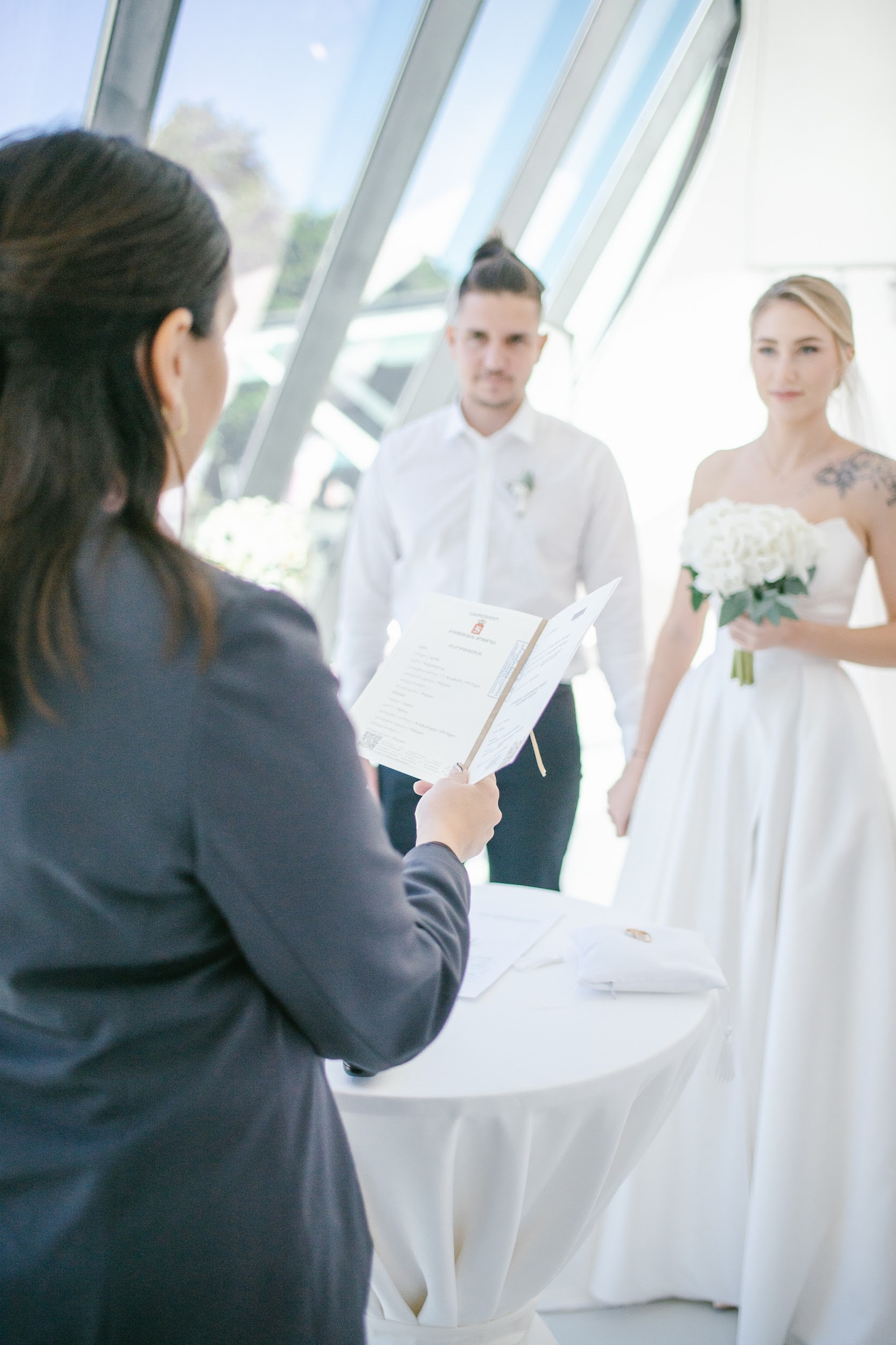 Wedding in Batumi for foreigners — Papers in 9 hours, Ceremony and Photographer. Арт Ивент Студио — Самое рейтинговое свадебное агентство в Грузии