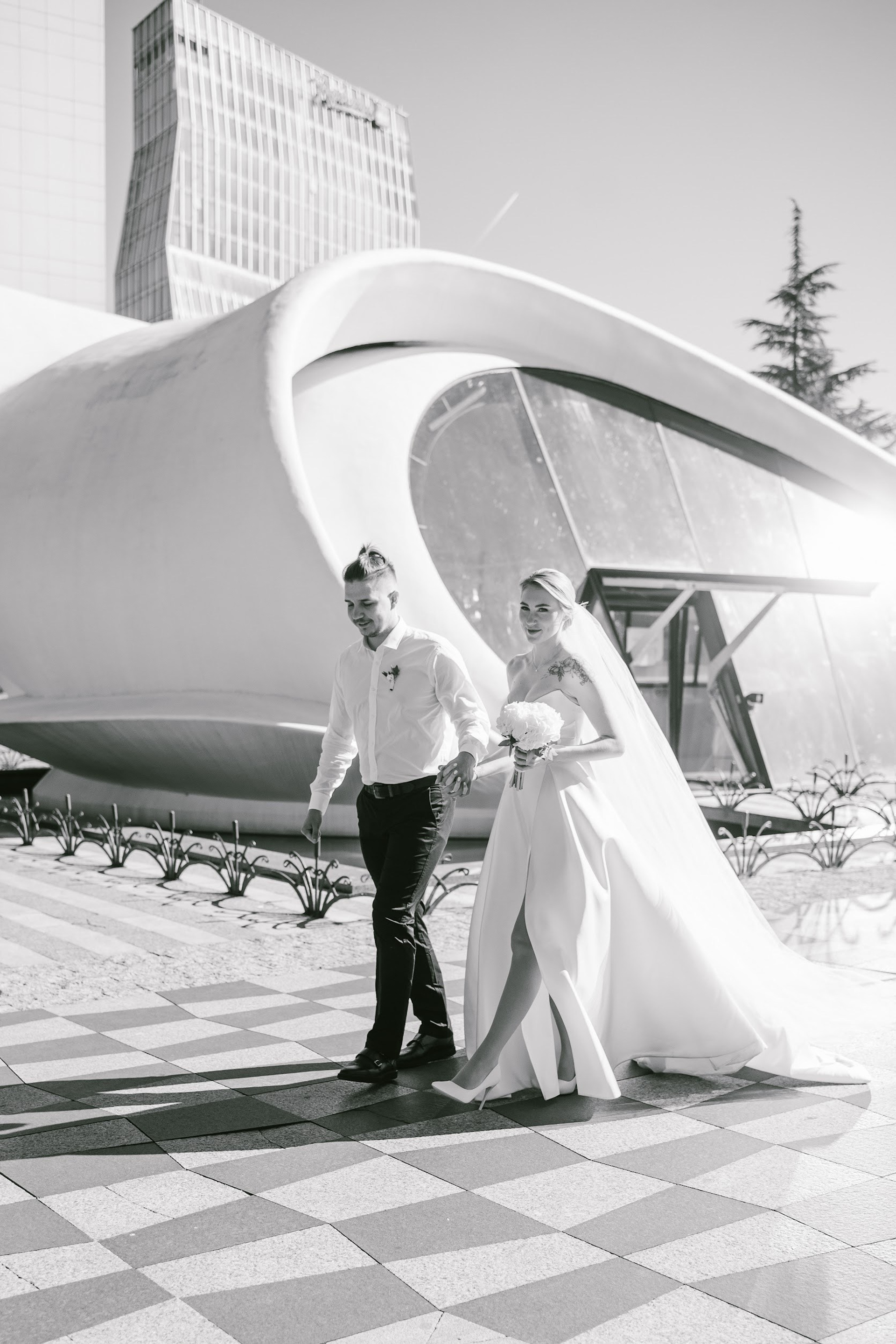 Wedding in Batumi for foreigners — Papers in 9 hours, Ceremony and Photographer. Арт Ивент Студио — Самое рейтинговое свадебное агентство в Грузии