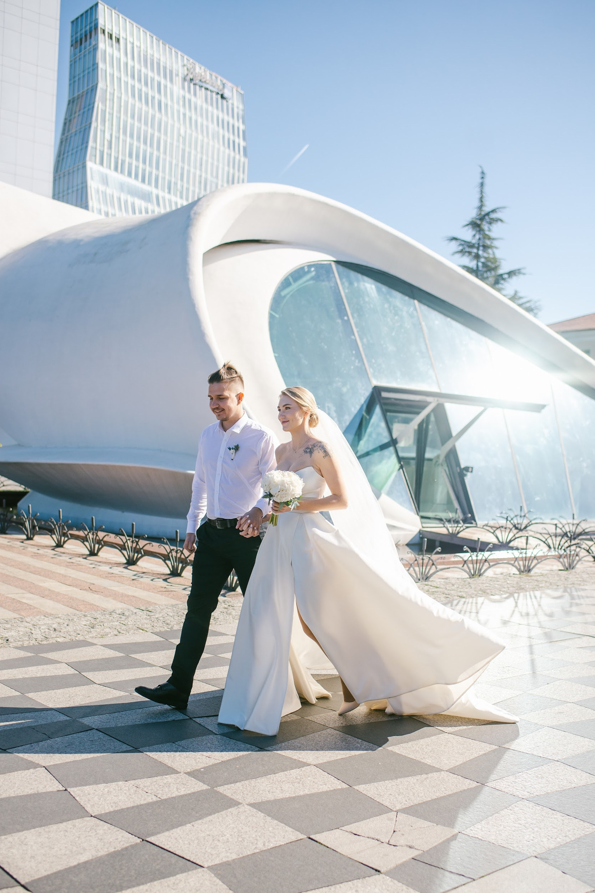 Wedding in Batumi for foreigners — Papers in 9 hours, Ceremony and Photographer. Арт Ивент Студио — Самое рейтинговое свадебное агентство в Грузии