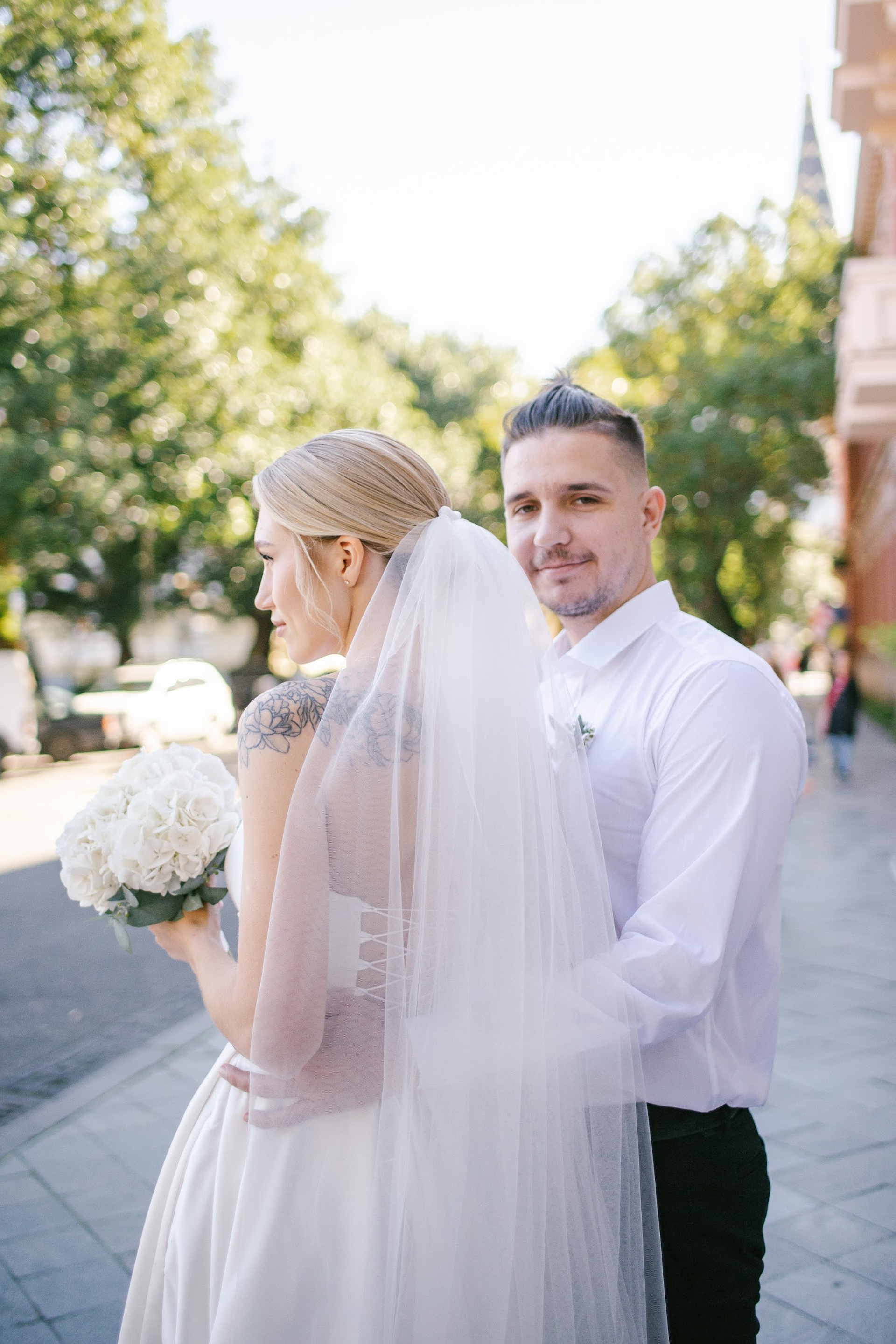 Wedding in Batumi for foreigners — Papers in 9 hours, Ceremony and Photographer. Арт Ивент Студио — Самое рейтинговое свадебное агентство в Грузии