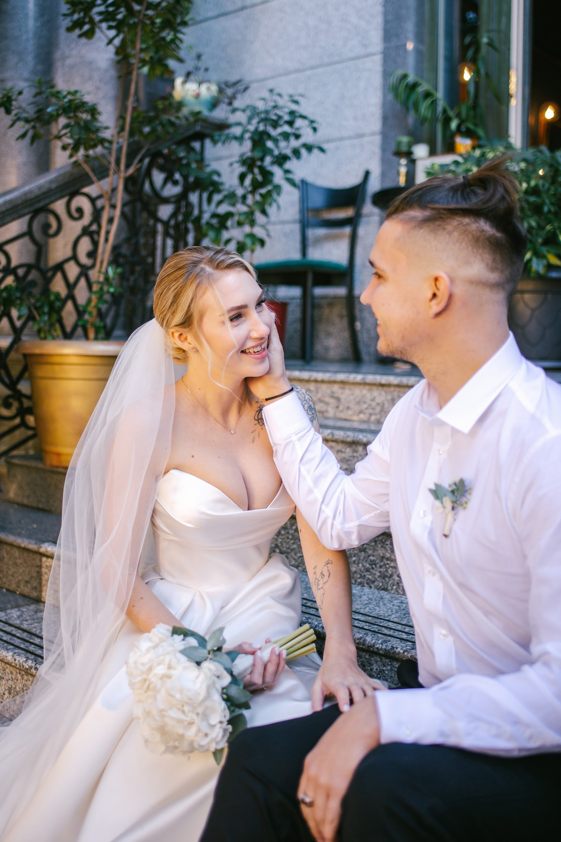 Wedding in Batumi for foreigners — Papers in 9 hours, Ceremony and Photographer. Арт Ивент Студио — Самое рейтинговое свадебное агентство в Грузии