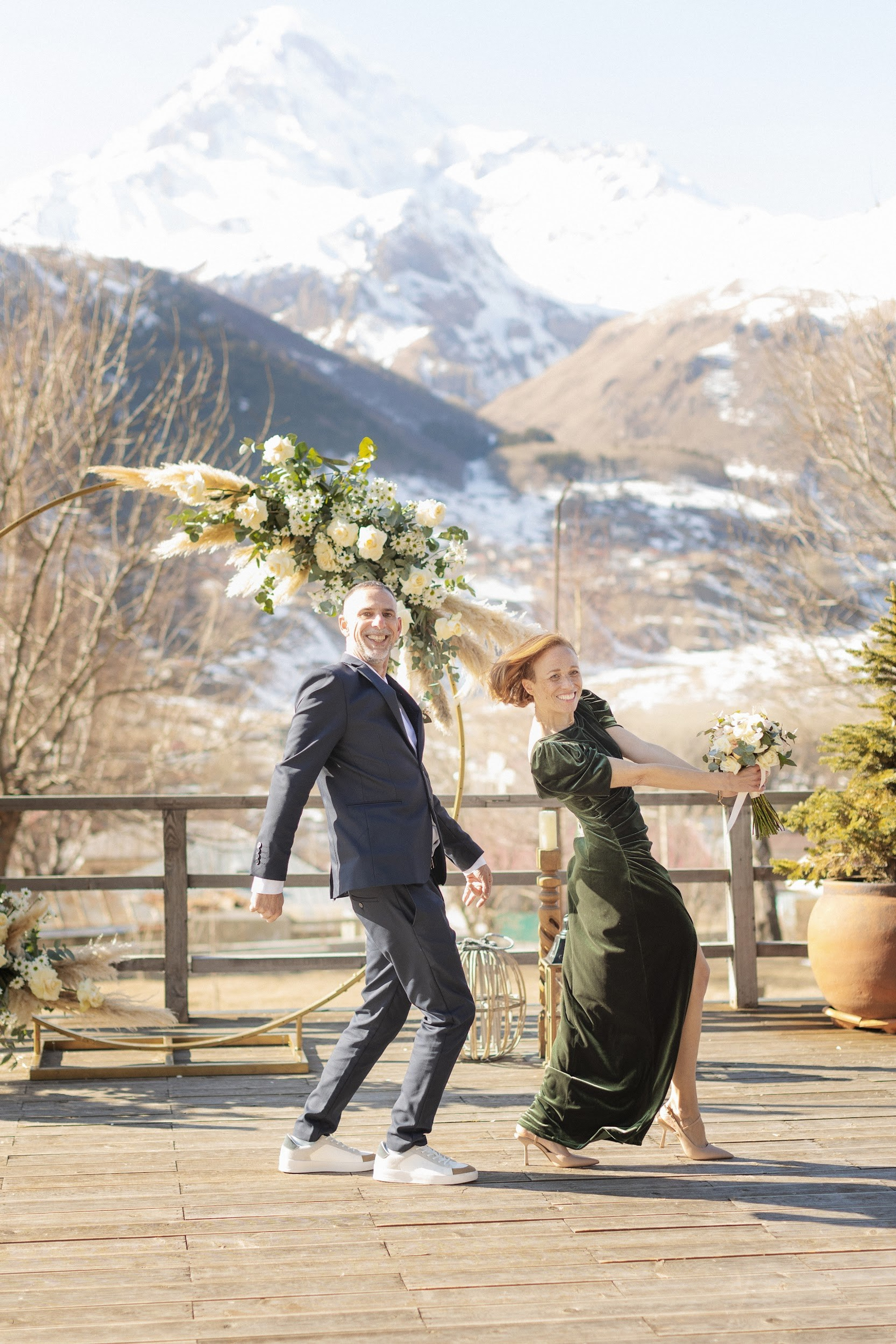 Wedding in Mountains Rami & Melanie May 16, 2024. Арт Ивент Студио — Самое рейтинговое свадебное агентство в Грузии