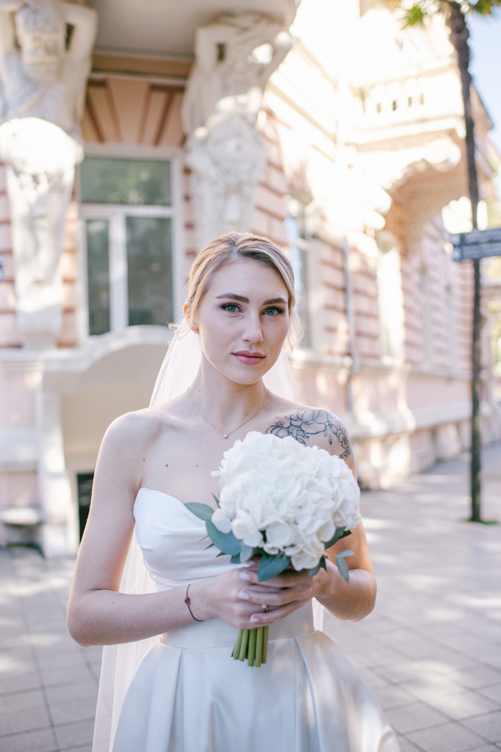 Wedding in Batumi for foreigners — Papers in 9 hours, Ceremony and Photographer. Арт Ивент Студио — Самое рейтинговое свадебное агентство в Грузии