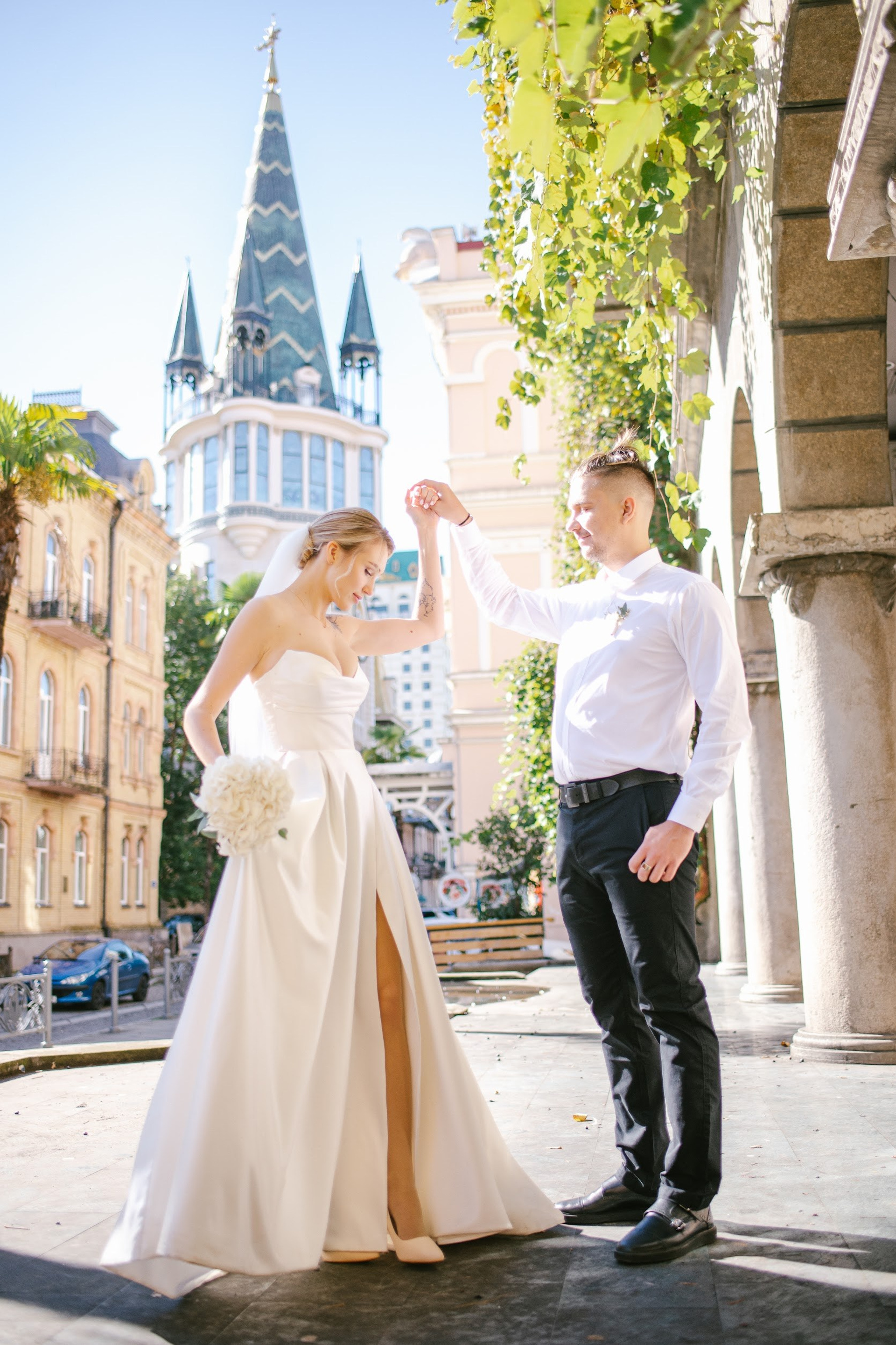 Wedding in Batumi for foreigners — Papers in 9 hours, Ceremony and Photographer. Арт Ивент Студио — Самое рейтинговое свадебное агентство в Грузии