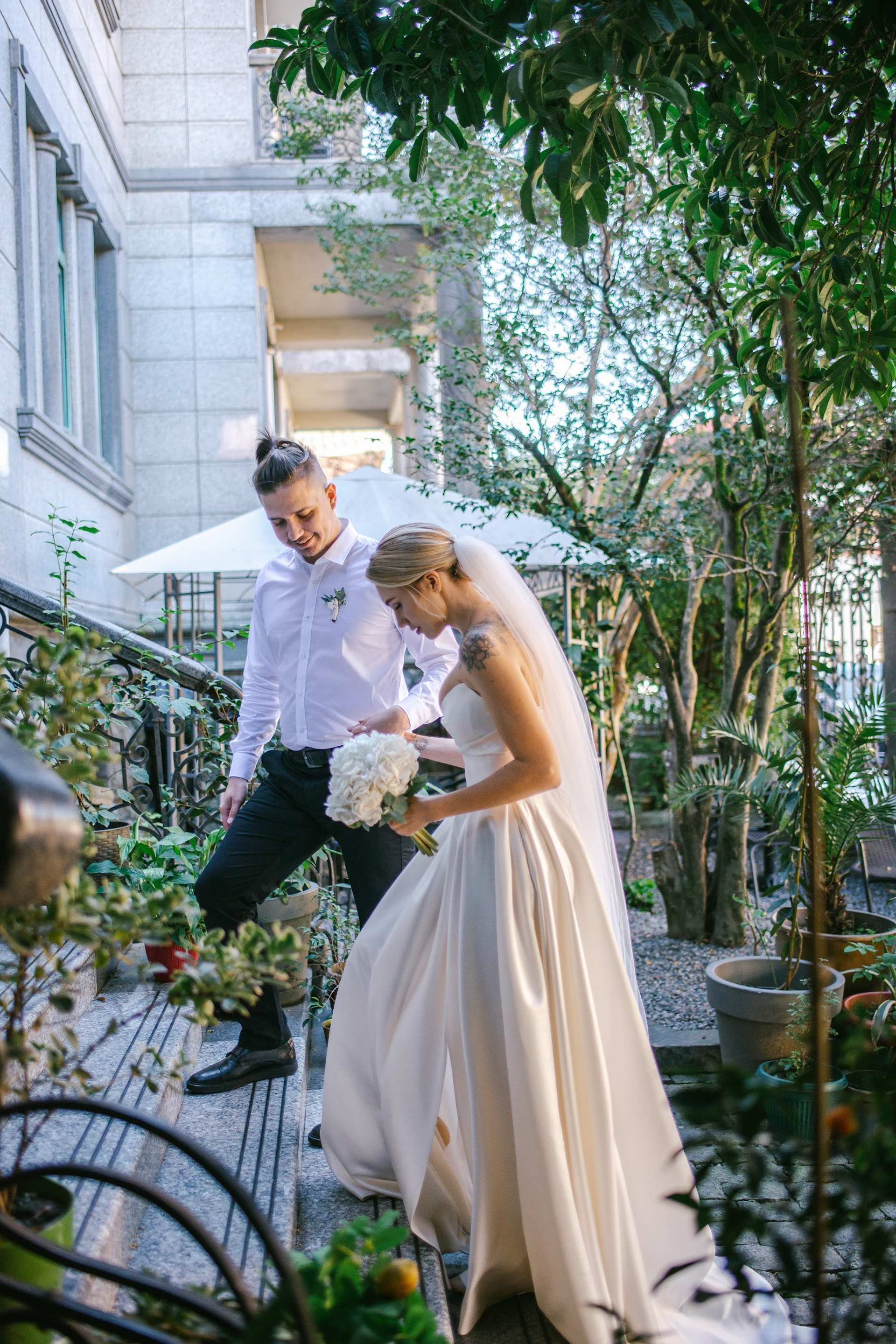 Wedding in Batumi for foreigners — Papers in 9 hours, Ceremony and Photographer. Арт Ивент Студио — Самое рейтинговое свадебное агентство в Грузии