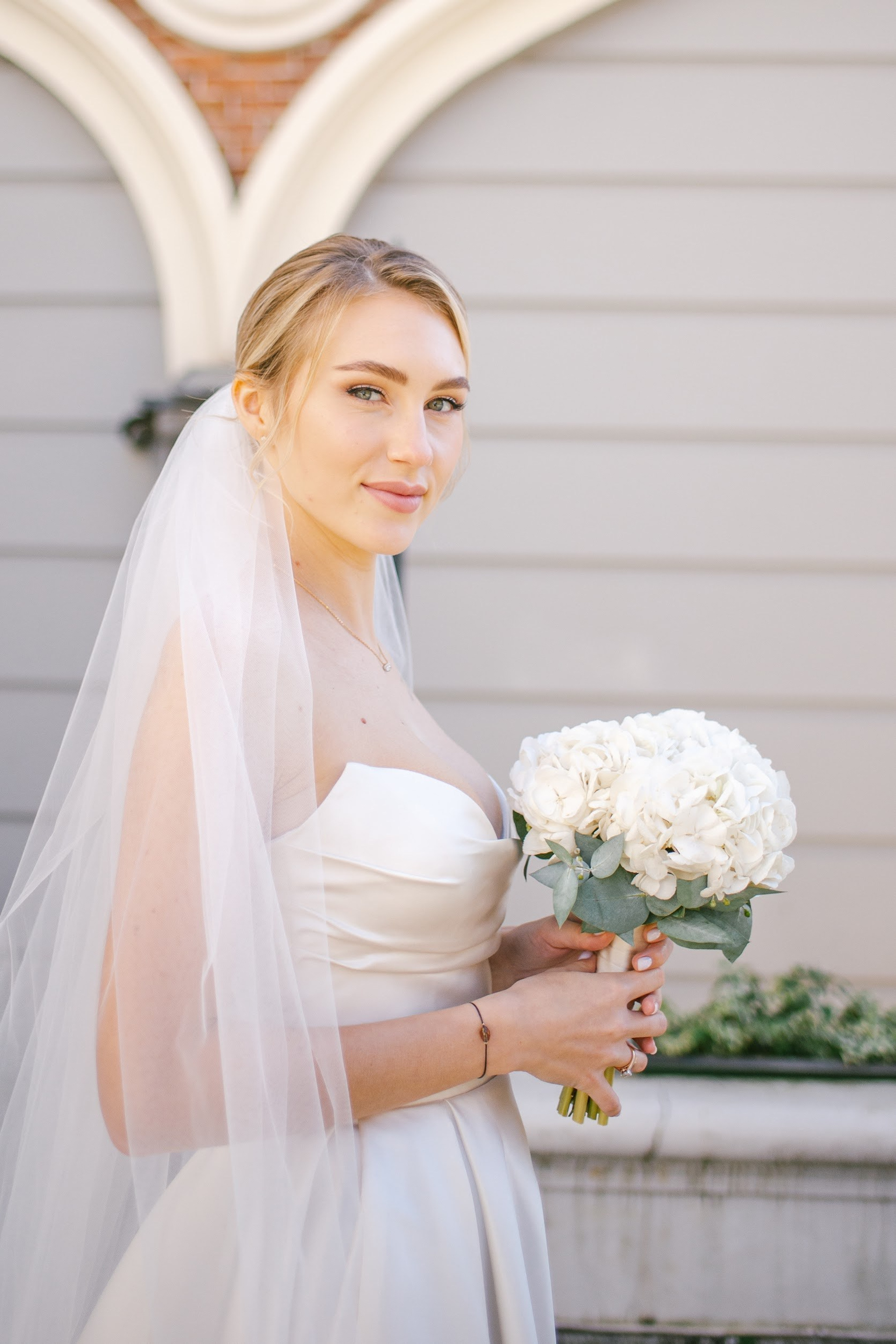 Wedding in Batumi for foreigners — Papers in 9 hours, Ceremony and Photographer. Арт Ивент Студио — Самое рейтинговое свадебное агентство в Грузии